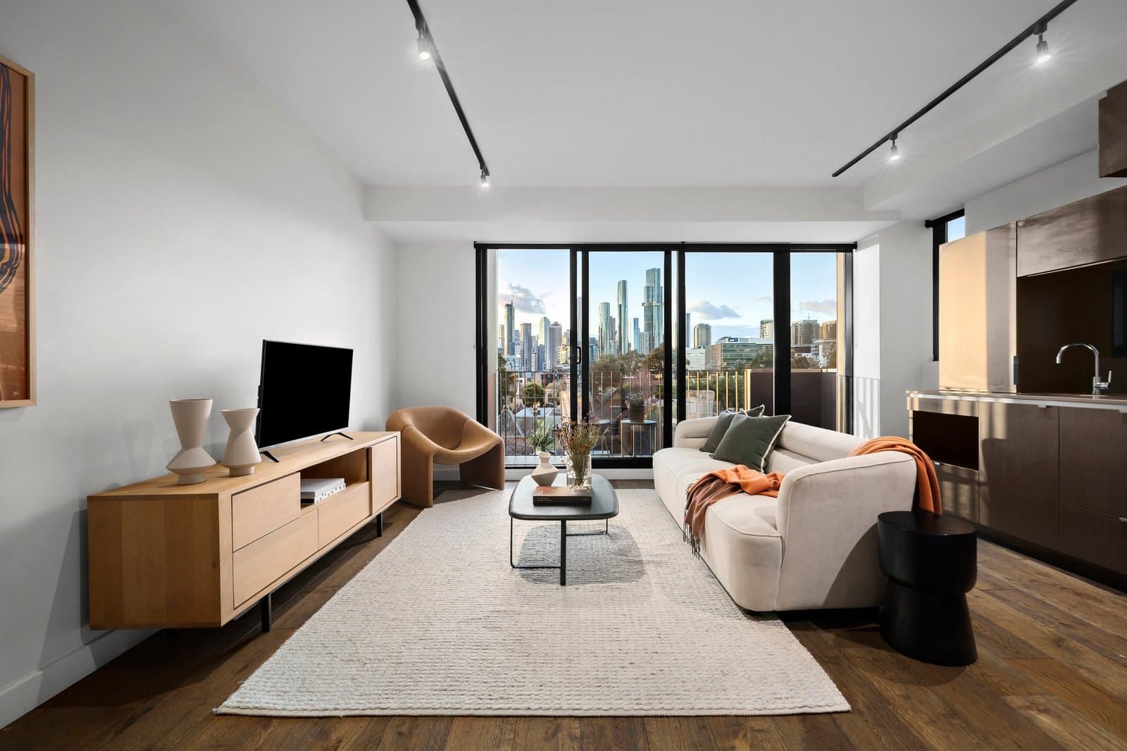 501/99 Palmerston Crescent, South Melbourne - Thumbnail 2
