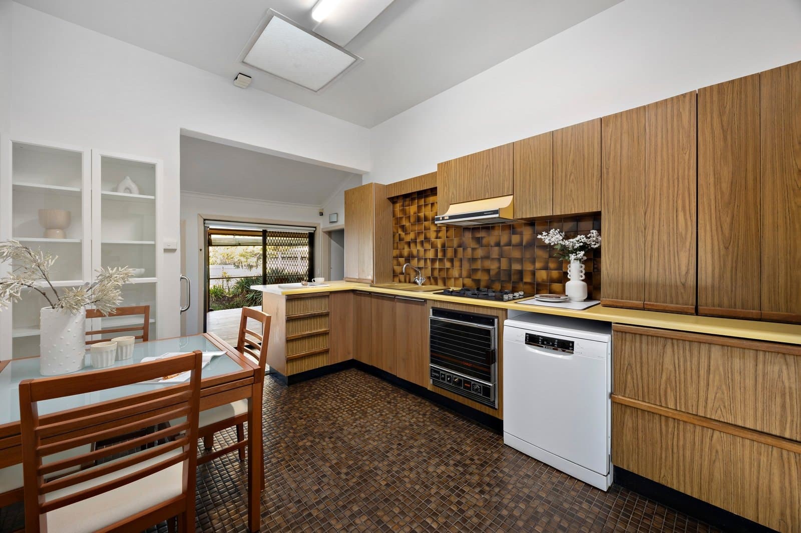 35 Aileen Avenue, Caulfield South - Thumbnail 8