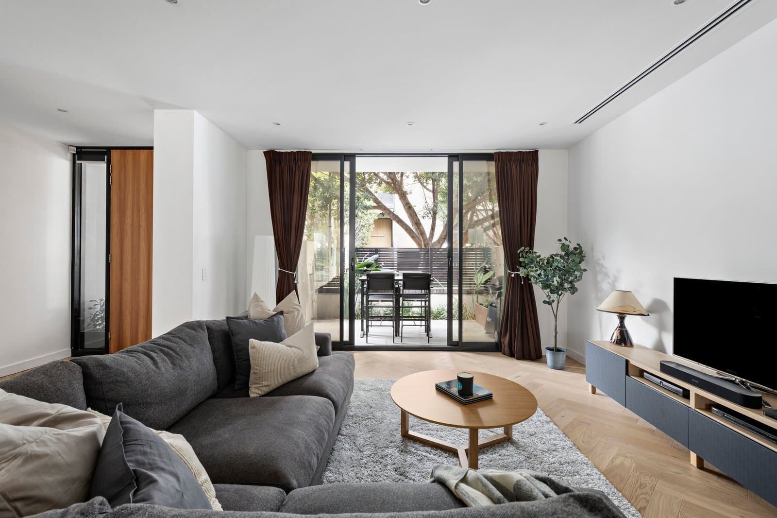 61 South Wharf Drive, Docklands - Thumbnail 4
