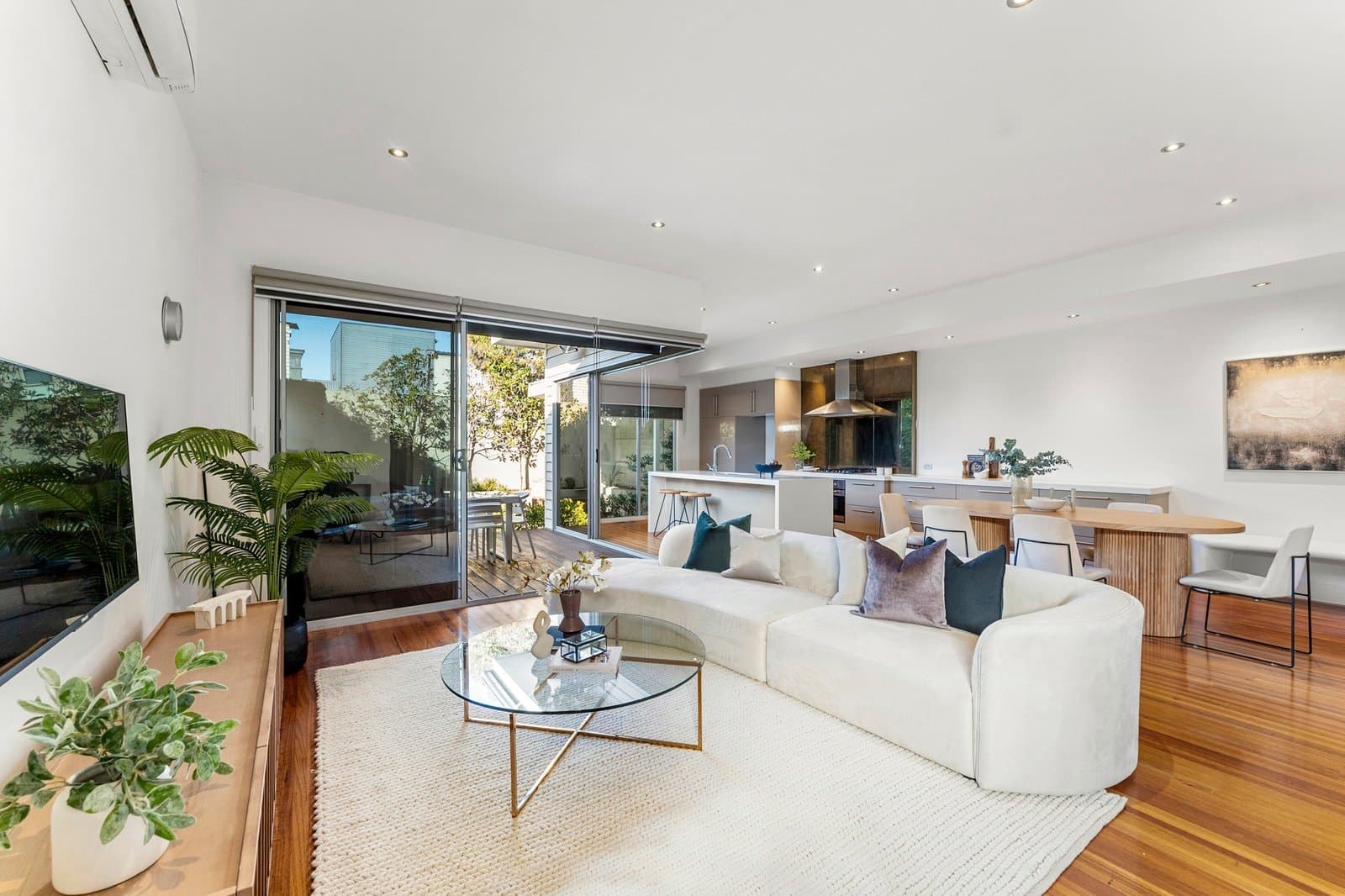 26 Kooyong Road, Armadale - Thumbnail 2