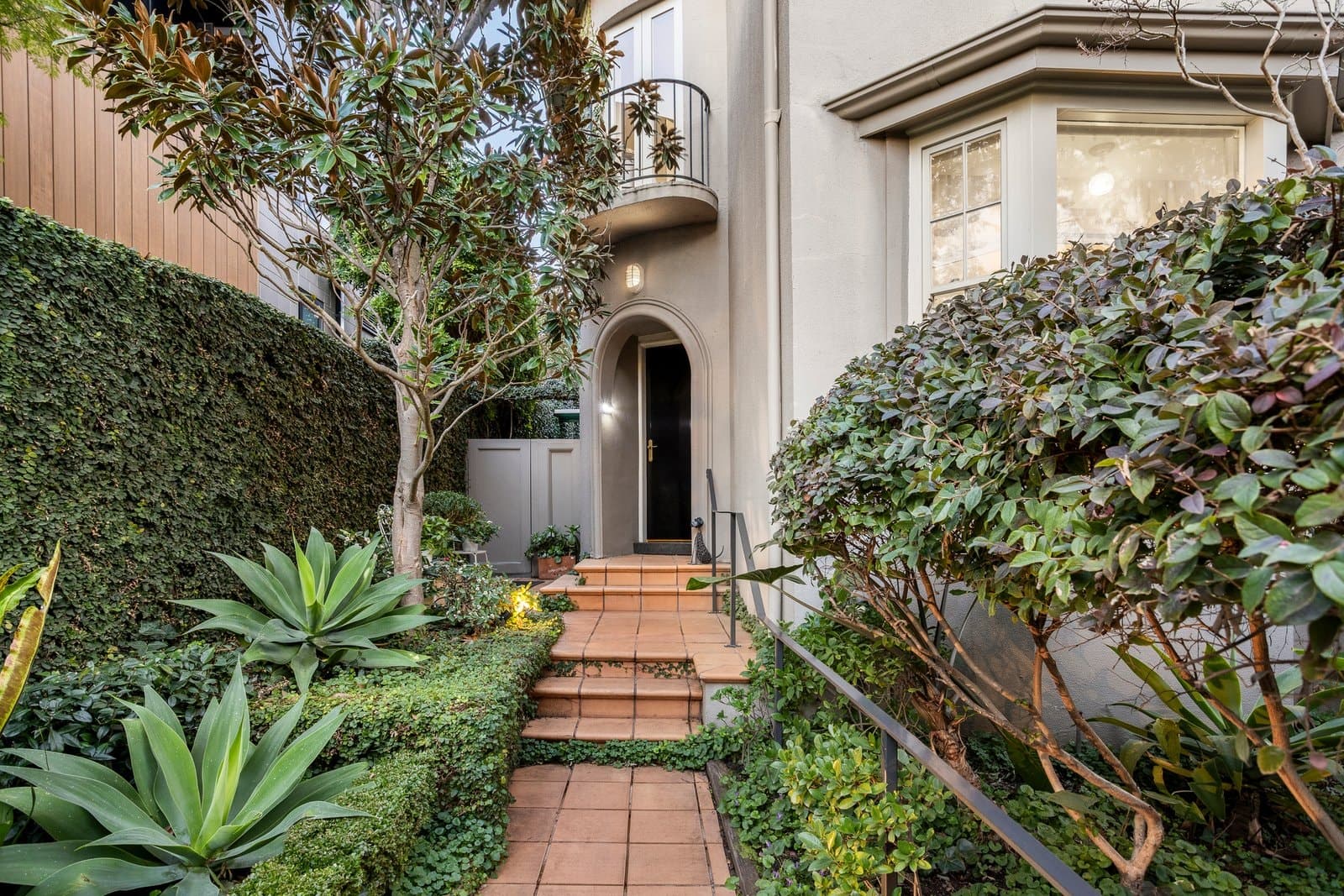 24a Verdant Avenue, Toorak - Thumbnail 2