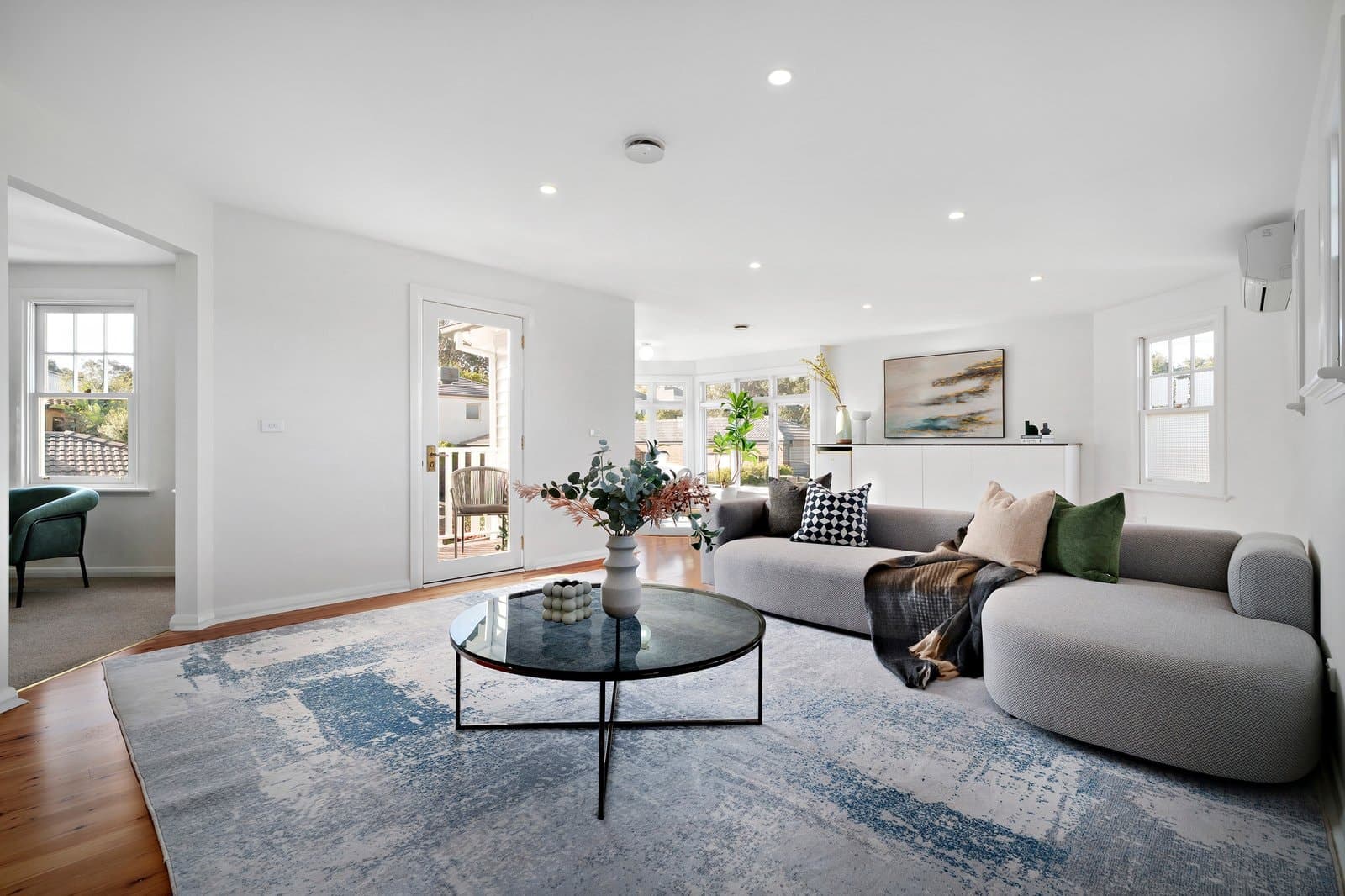 29 Staughton Road, Glen Iris - Thumbnail 2