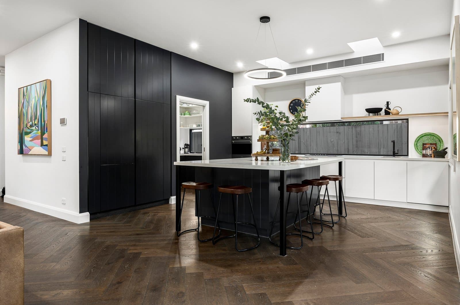 24 Kyarra Road, Glen Iris - Thumbnail 3
