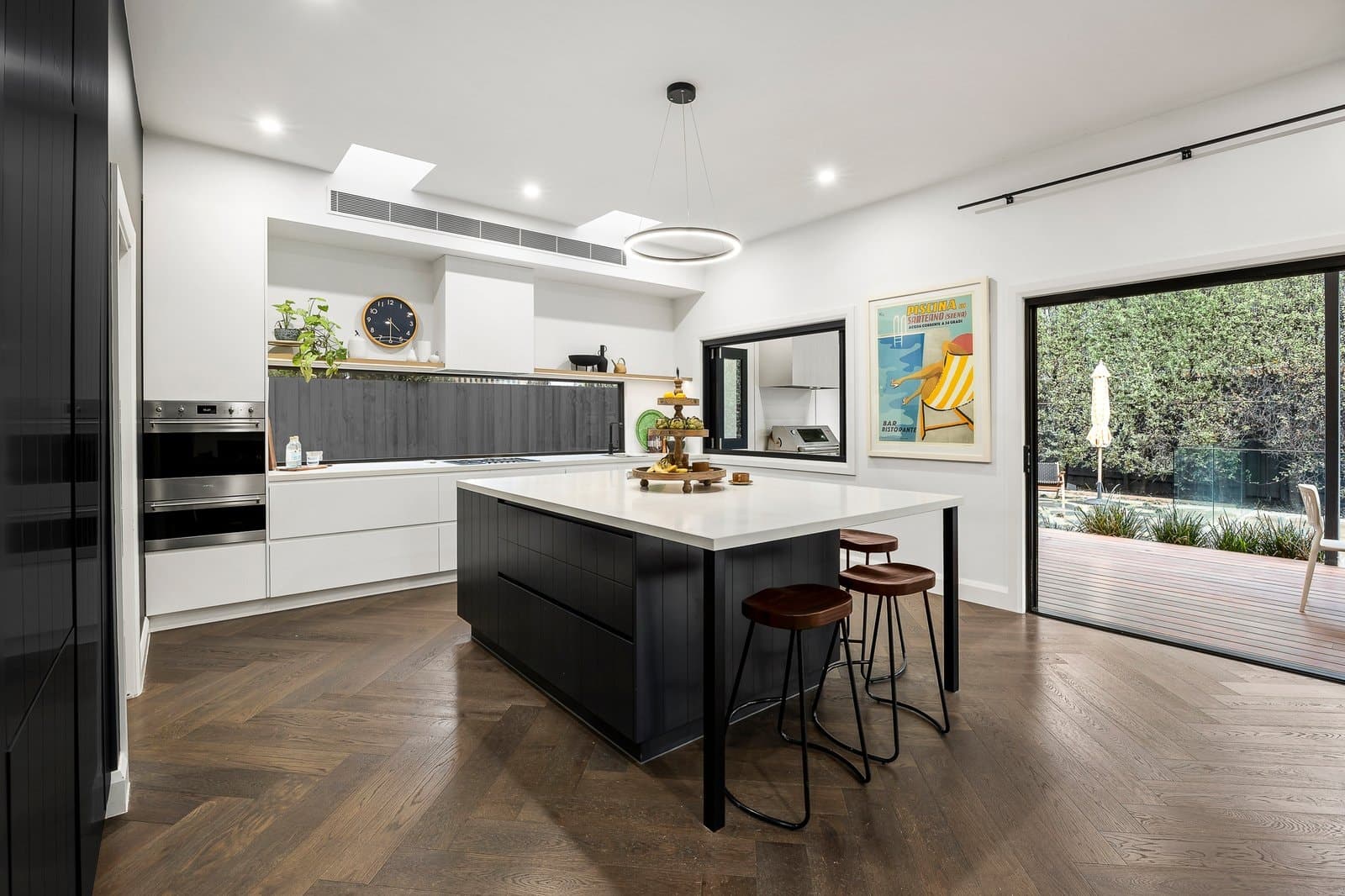 24 Kyarra Road, Glen Iris - Thumbnail 4