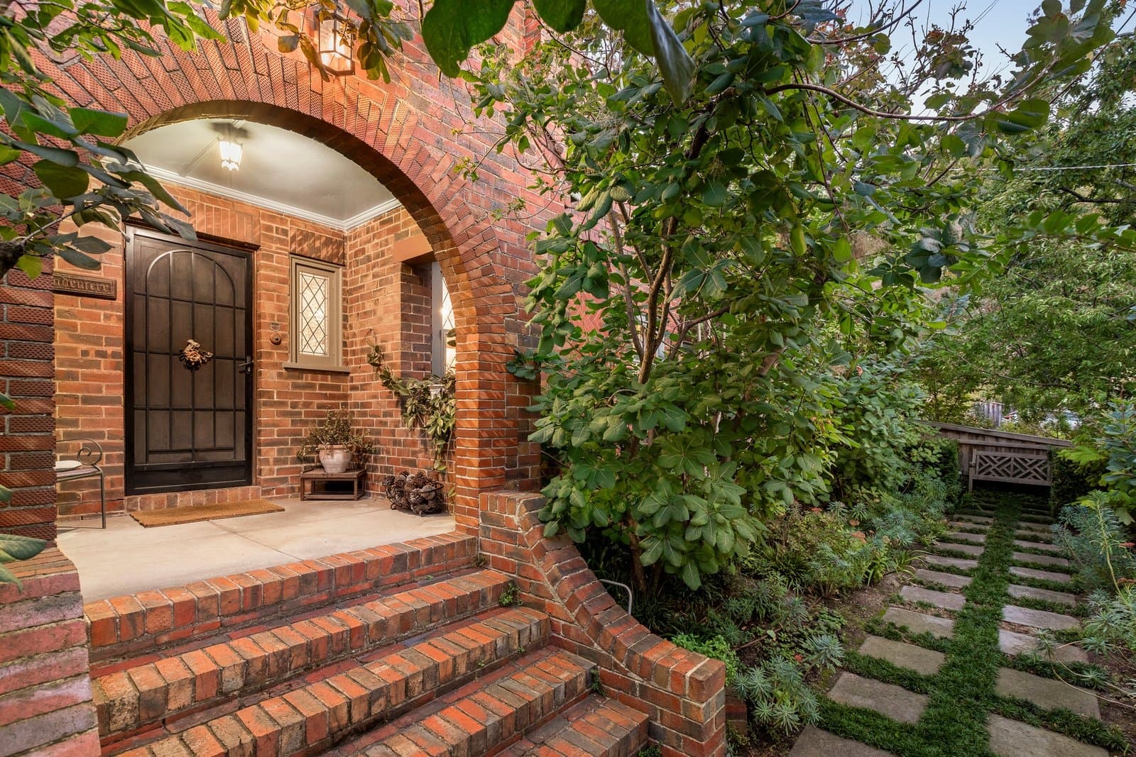 5 Willandra Avenue, Canterbury - Thumbnail 2