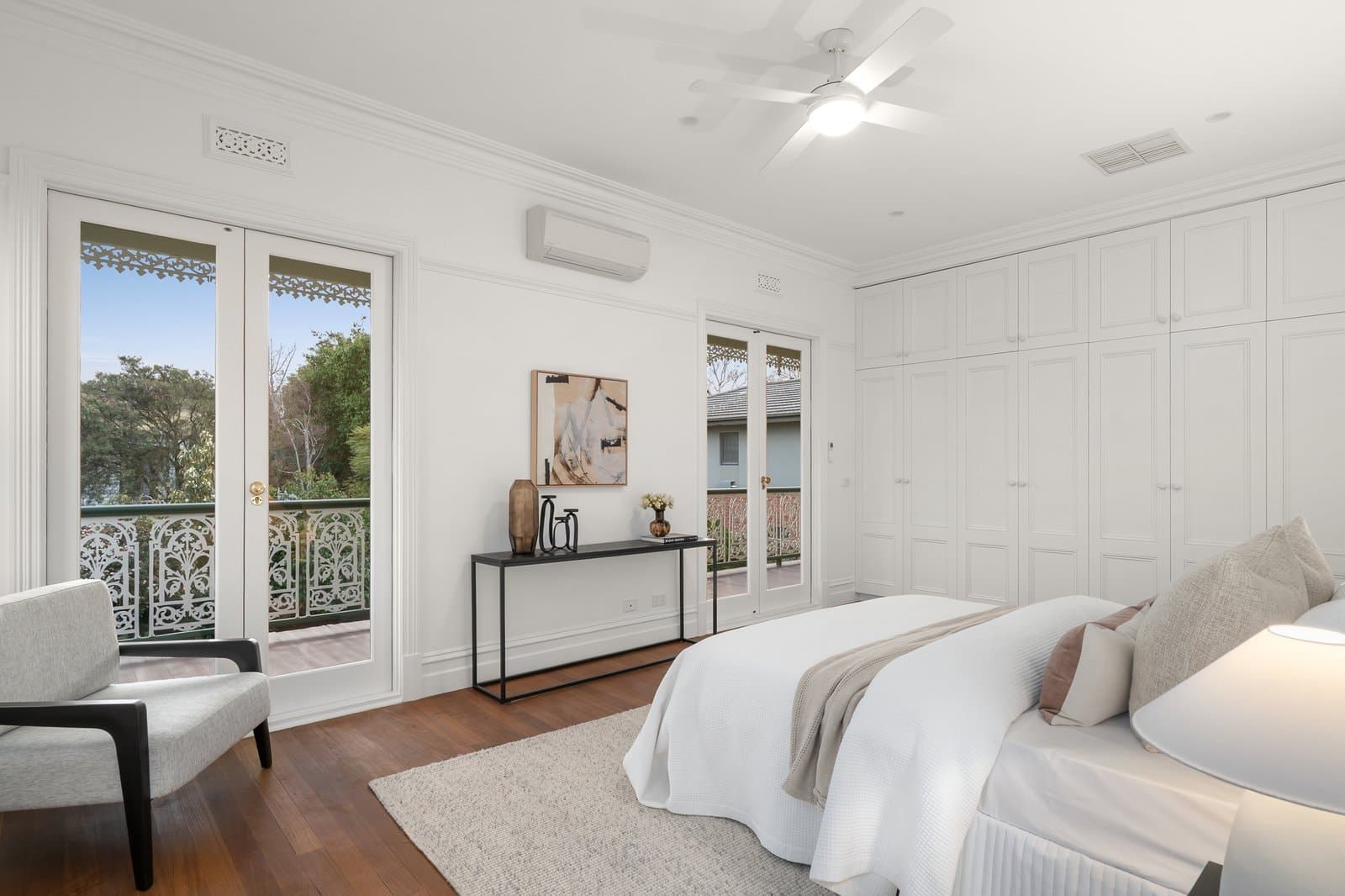 26 Russell Street, Surrey Hills - Thumbnail 8