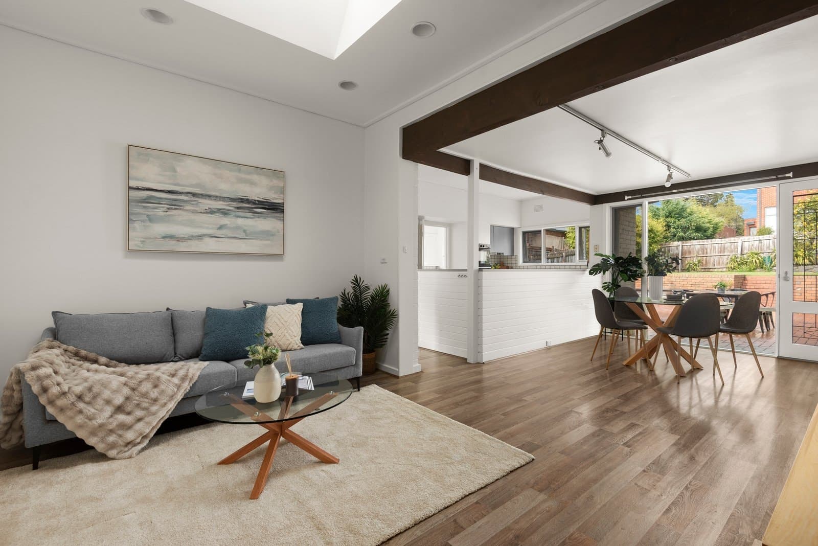 20 Carrington Street, Balwyn North - Thumbnail 3