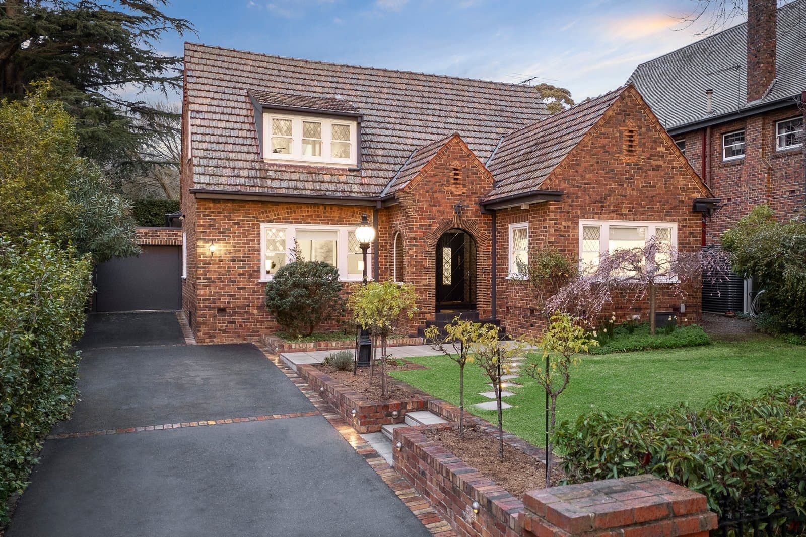 21 Parkside Avenue, Deepdene - Image 1