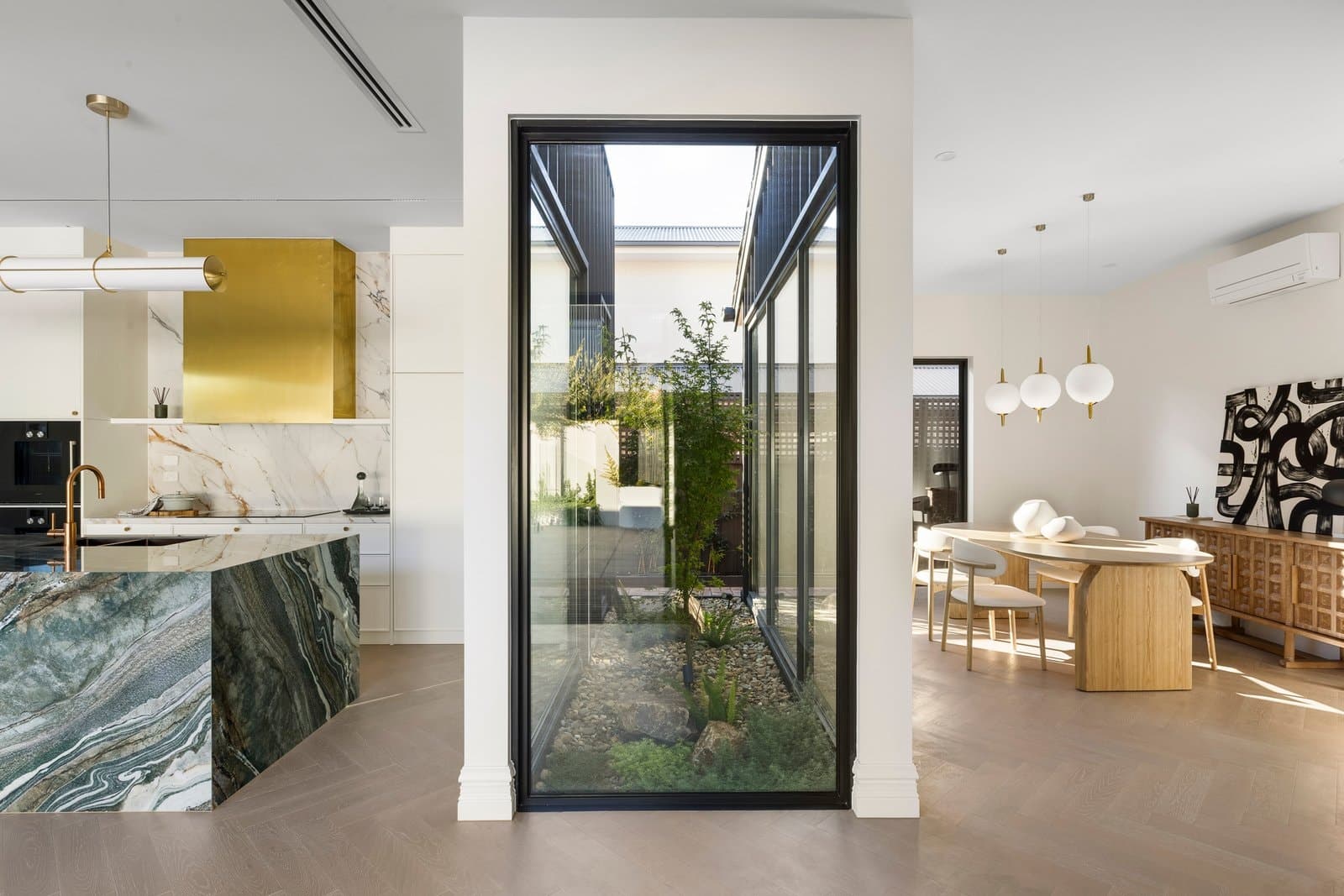 9 Hillcrest Avenue, Brighton - Thumbnail 6