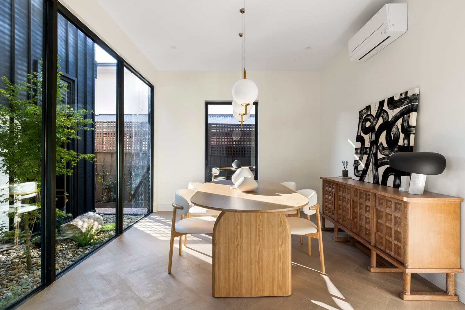 9 Hillcrest Avenue, Brighton - Thumbnail 8