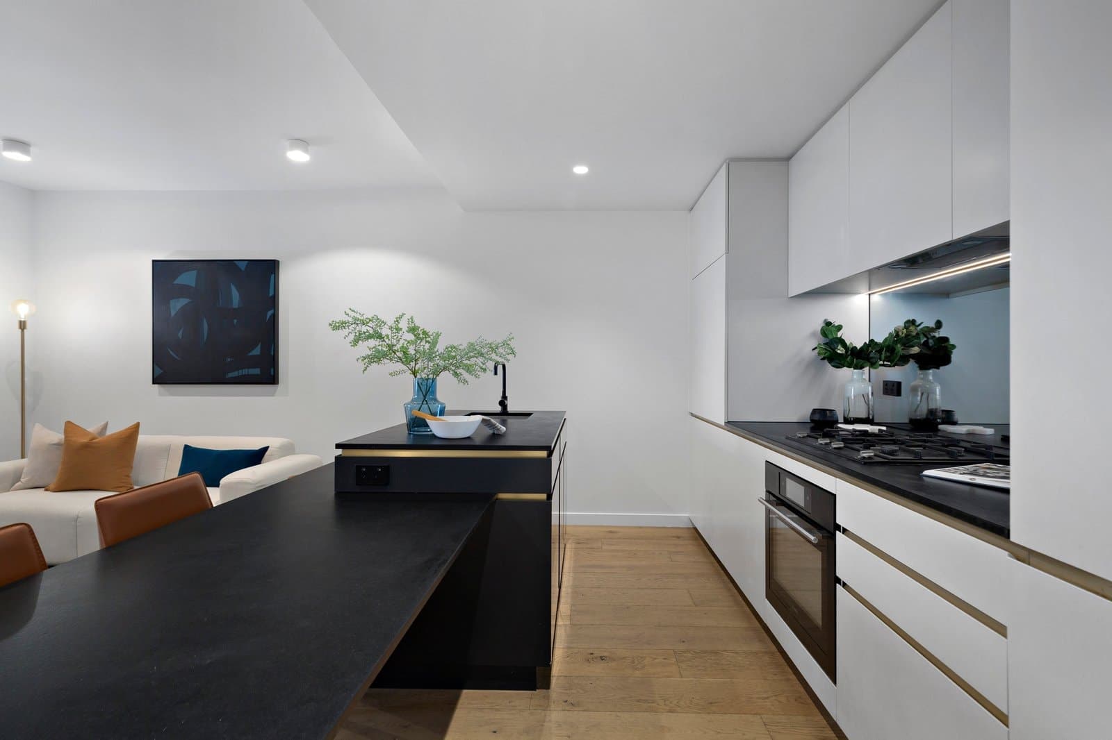 304/244 Dorcas Street, South Melbourne - Thumbnail 3