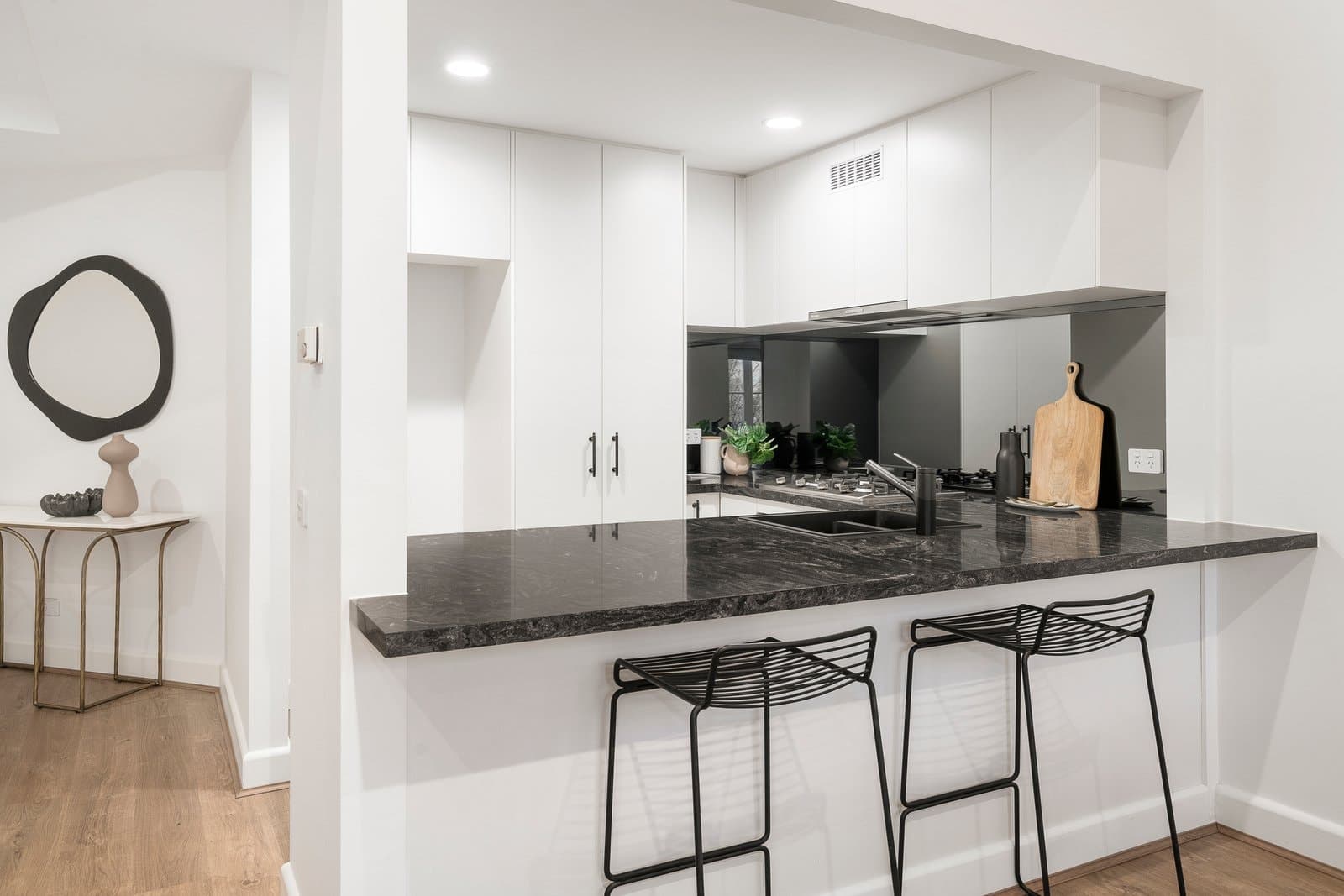 29/211 Wellington Parade South, East Melbourne - Thumbnail 3