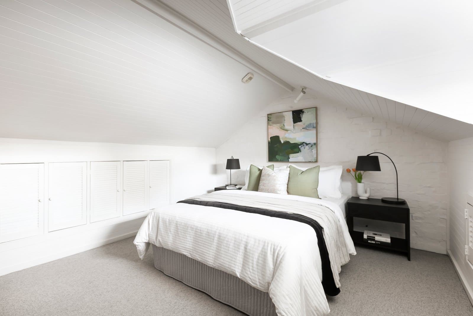 58 Upton Road, Windsor - Thumbnail 7