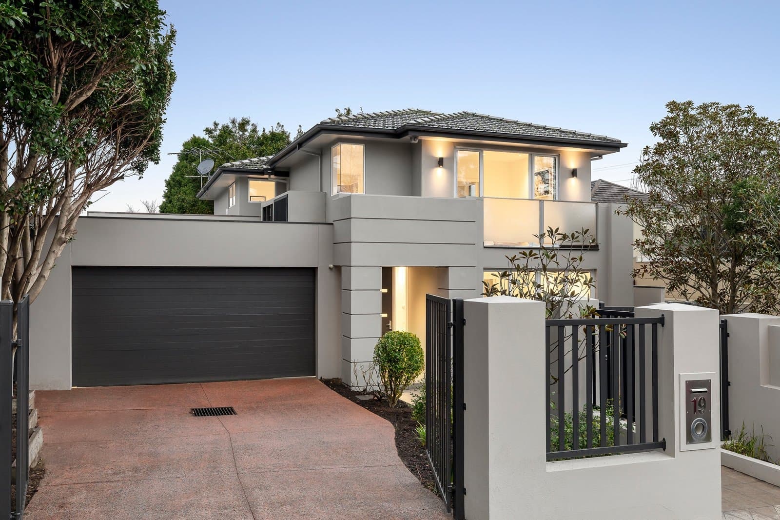 19 Peace Street, Glen Iris - Image 1
