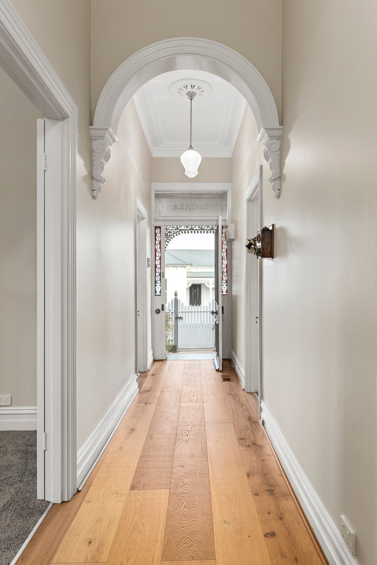 17 Leslie Street, Hawthorn - Thumbnail 2