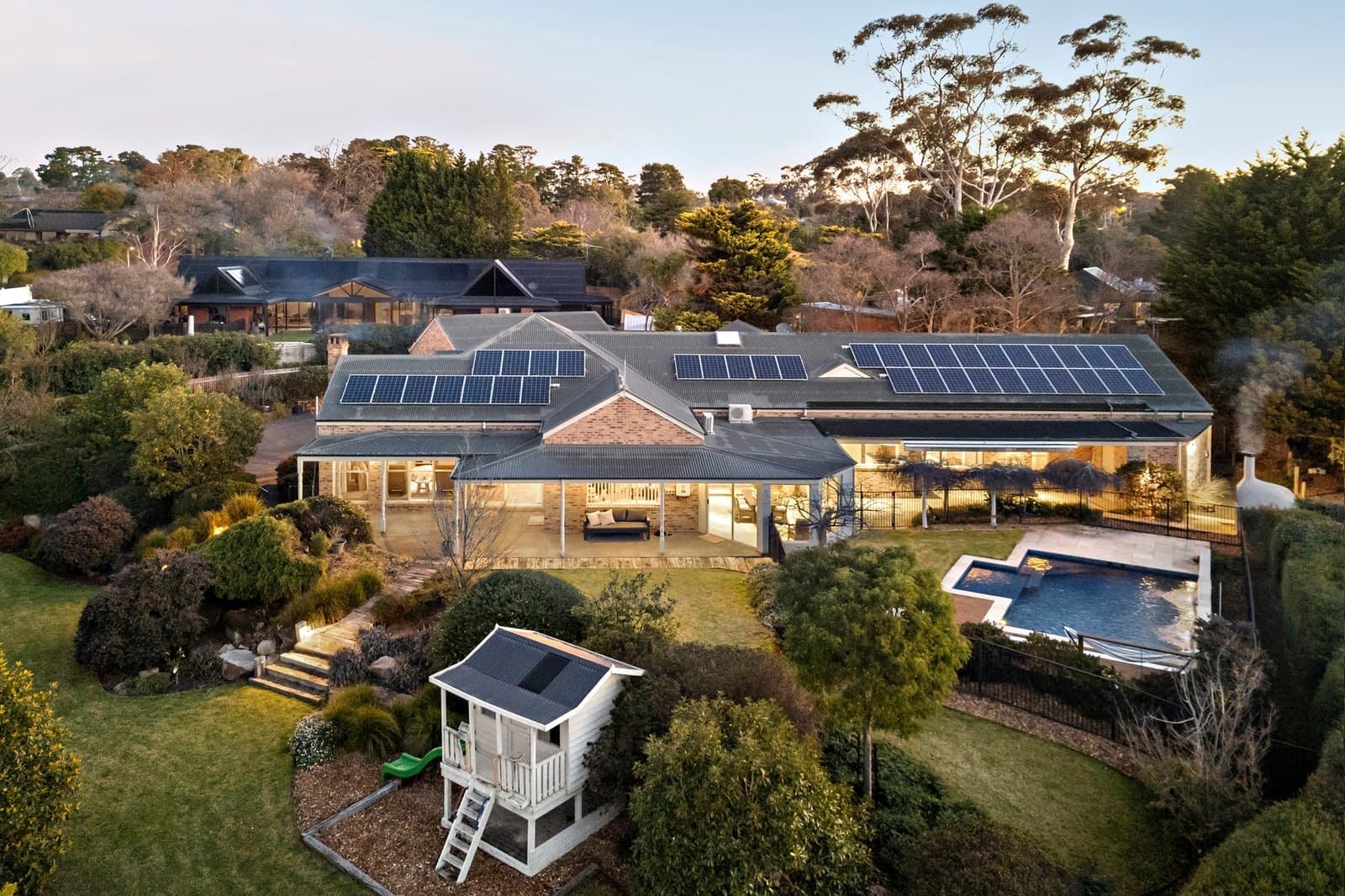 6 Merrigal Court, Frankston South - Thumbnail 2