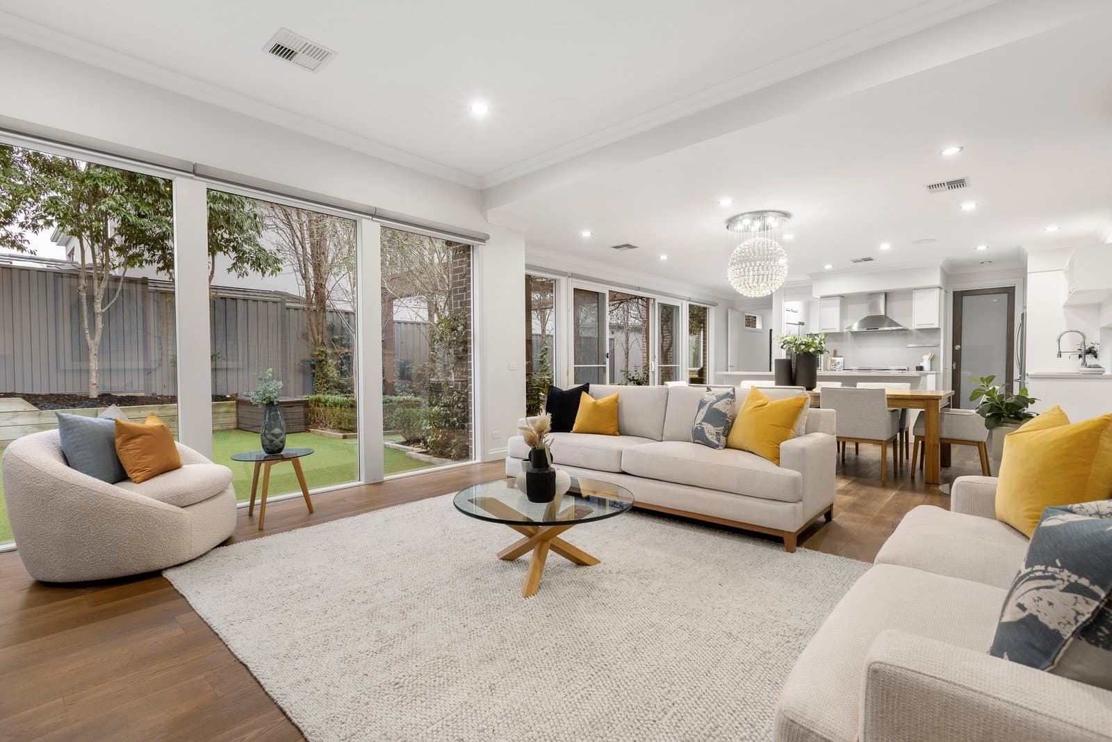 14 Samarinda Avenue, Ashburton - Thumbnail 2