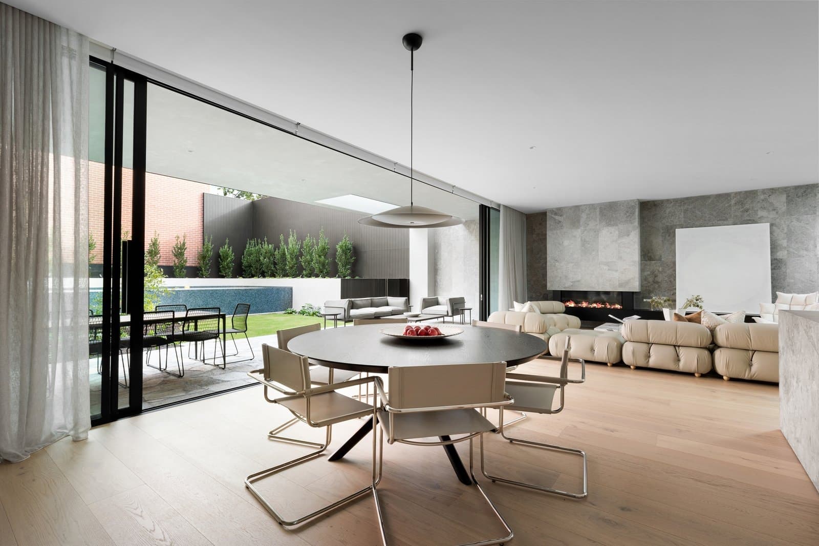 20 Douglas Street, Toorak - Thumbnail 3