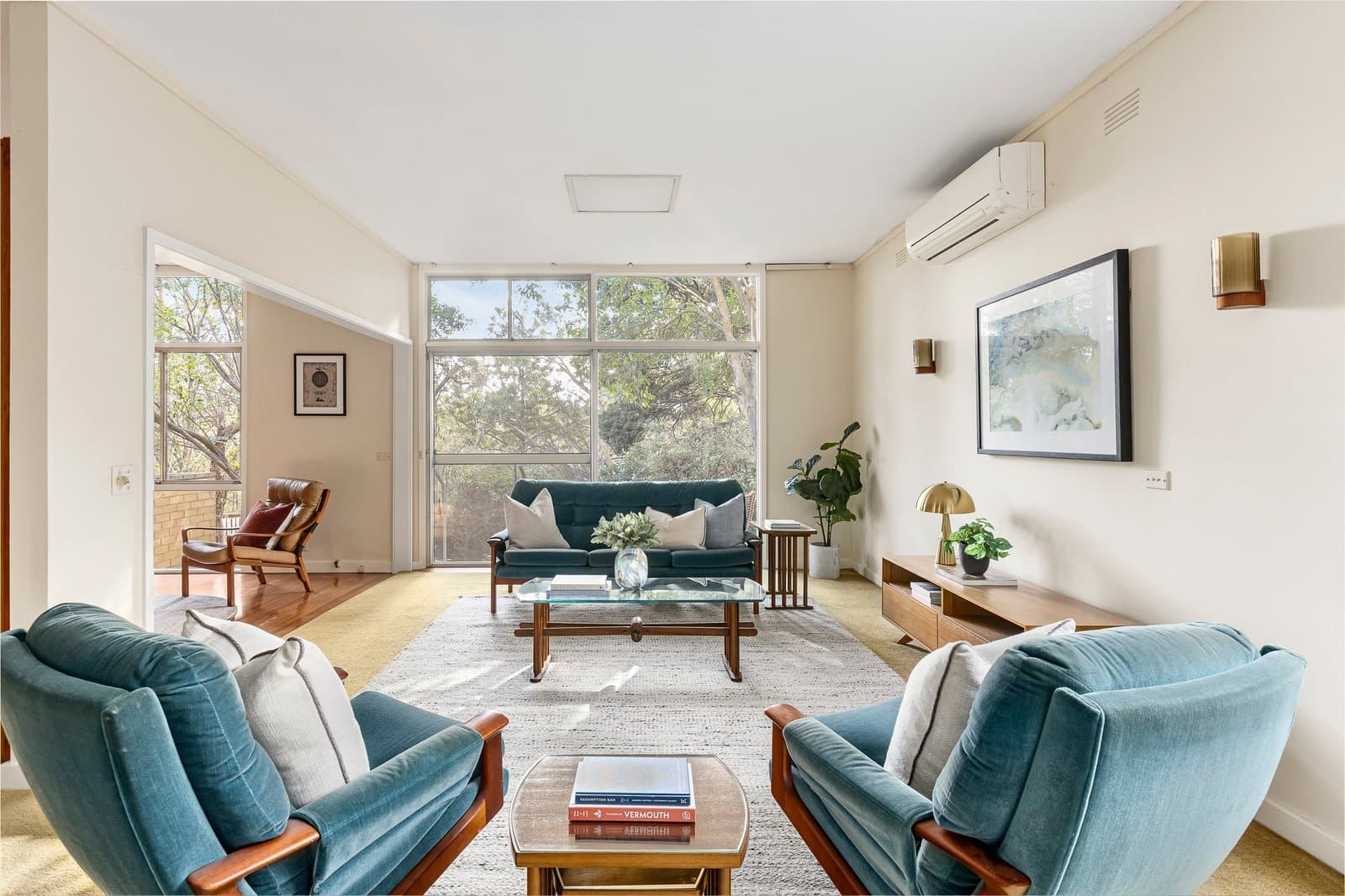 13 The Boulevard, Balwyn North - Thumbnail 2