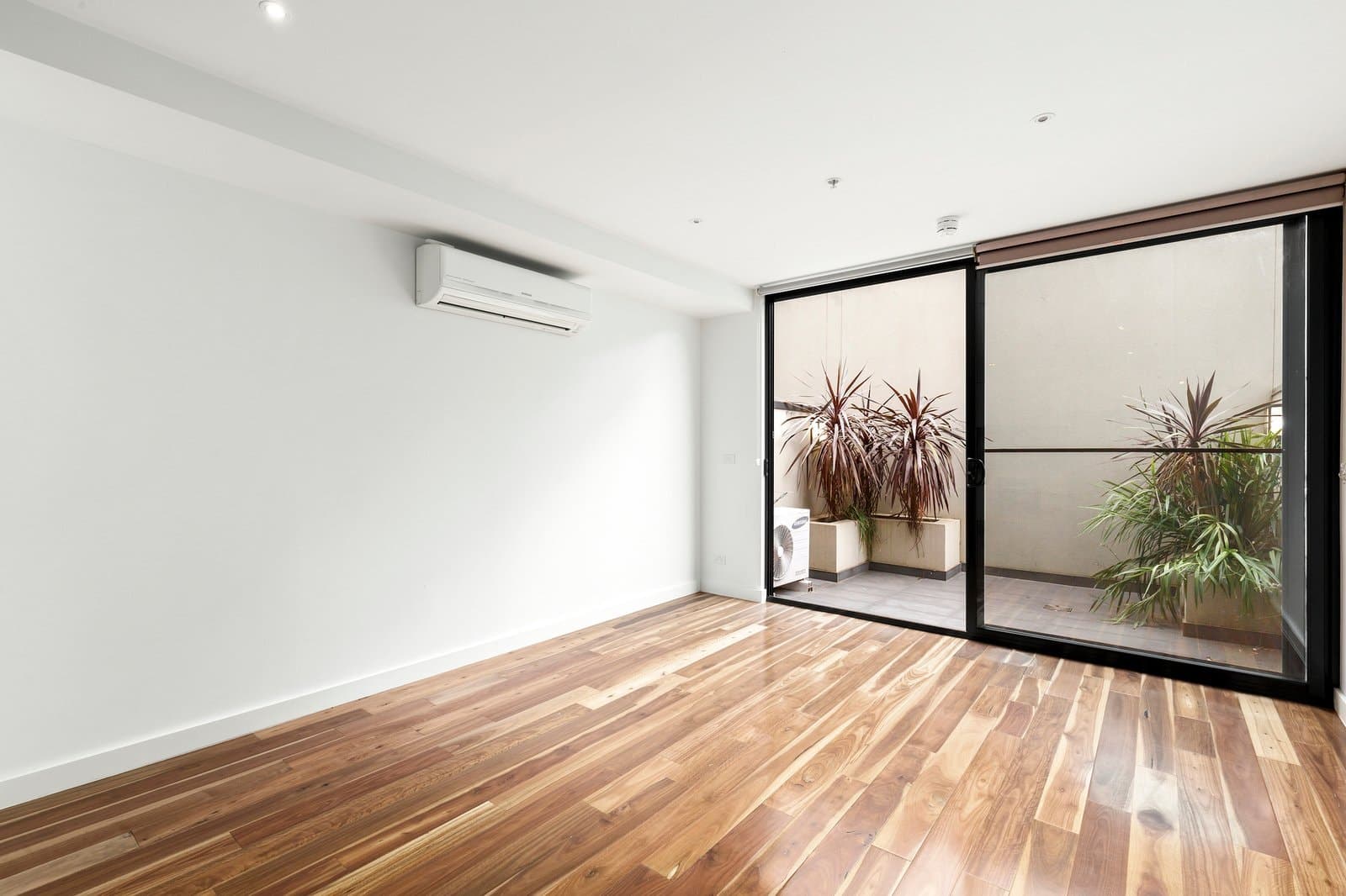 g07 567 Glenferrie Road, Hawthorn - Image 1