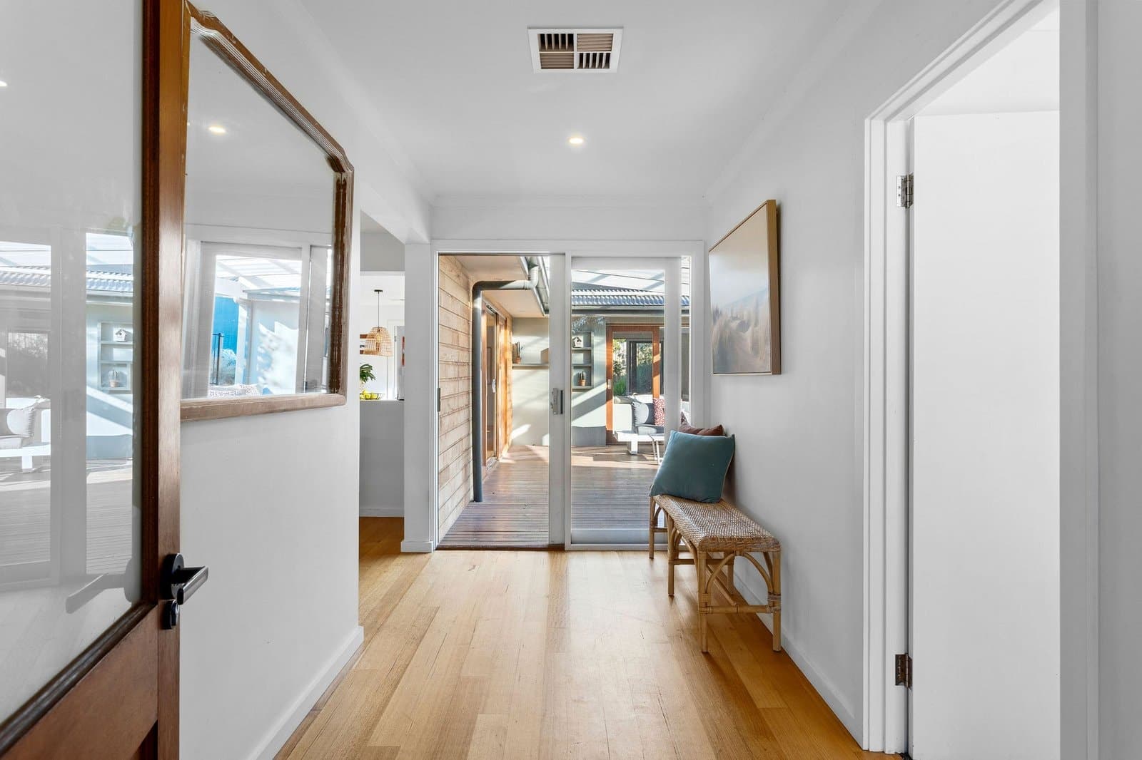 60 Van Ness Avenue, Mornington - Thumbnail 3