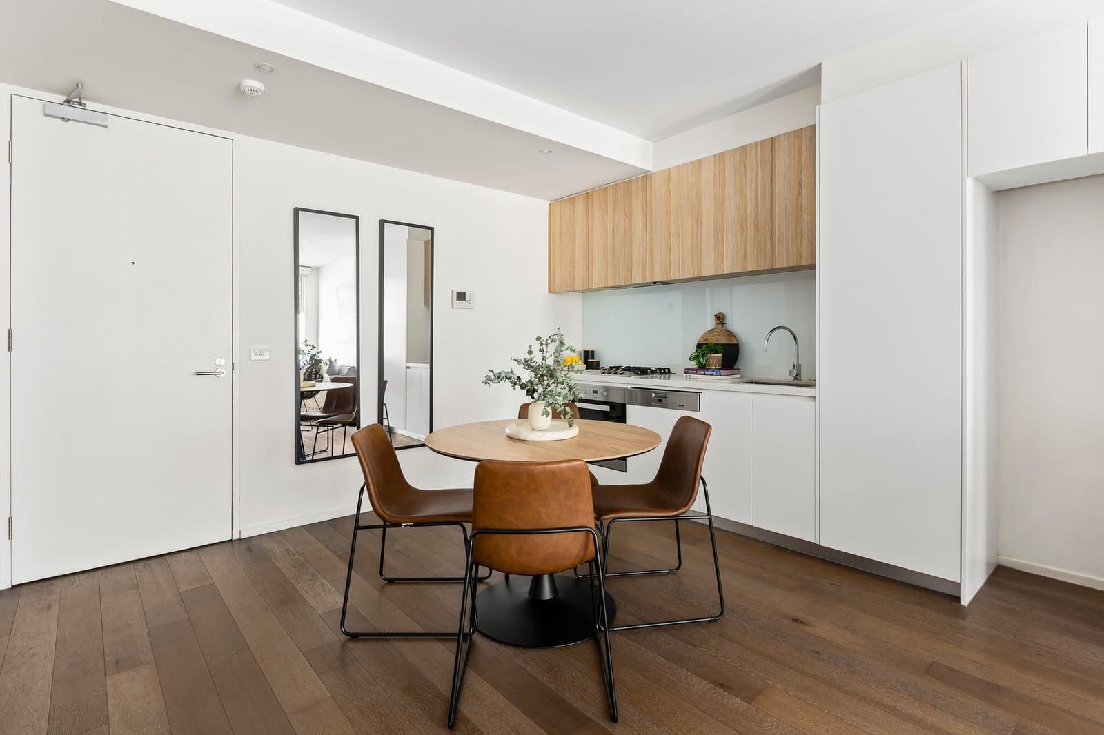 308/200 Whitehorse Road, Balwyn - Thumbnail 2