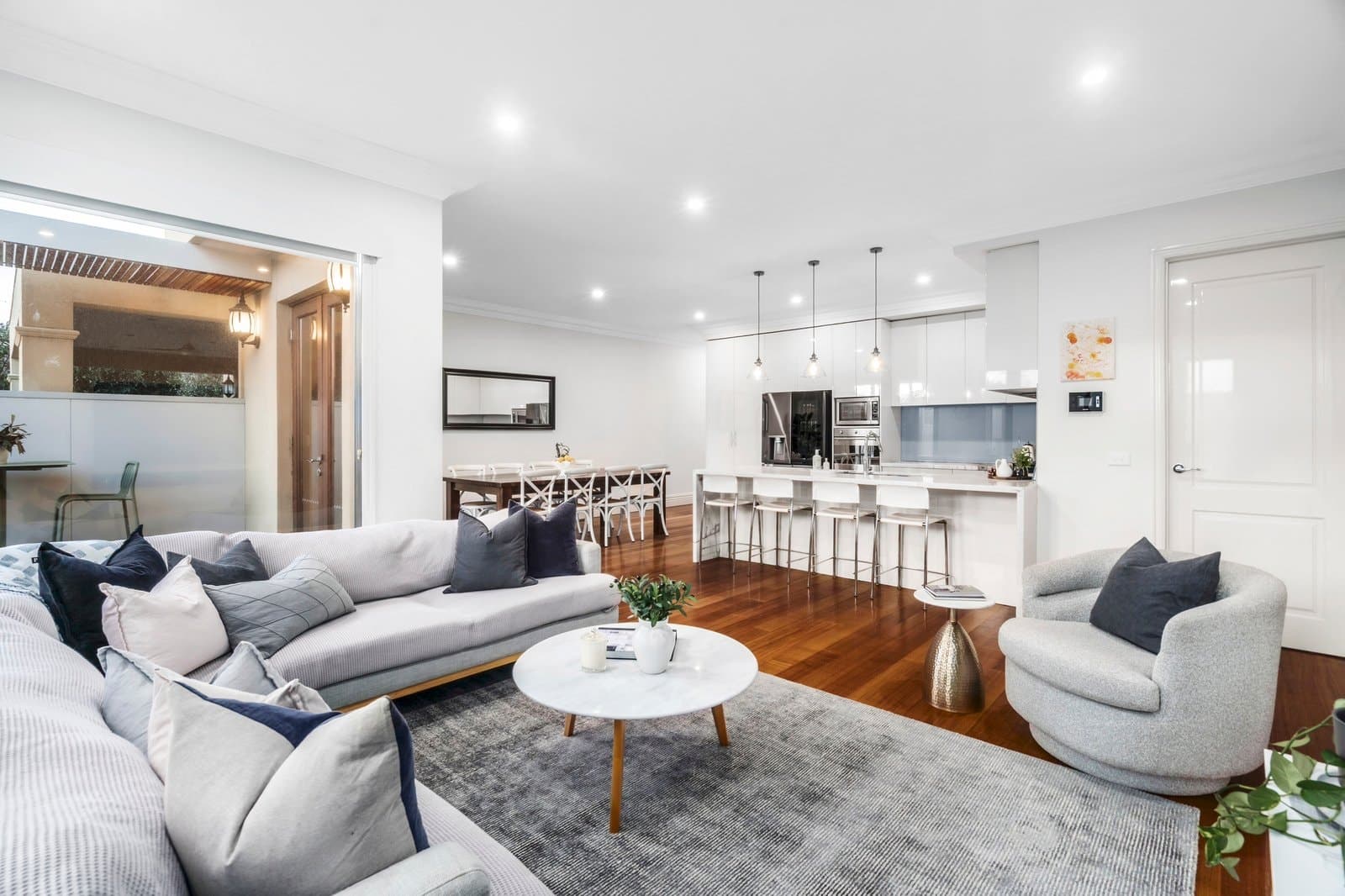 17 Northcote Avenue, Balwyn - Thumbnail 2