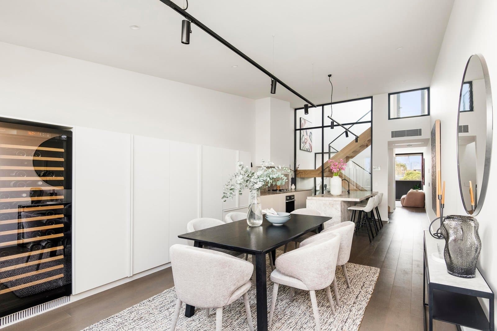 273 Graham Street, Port Melbourne - Thumbnail 2