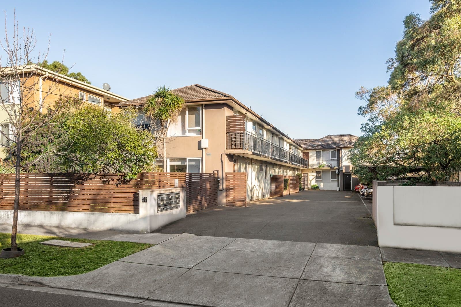 6/77 Edgar Street, Glen Iris - Image 1