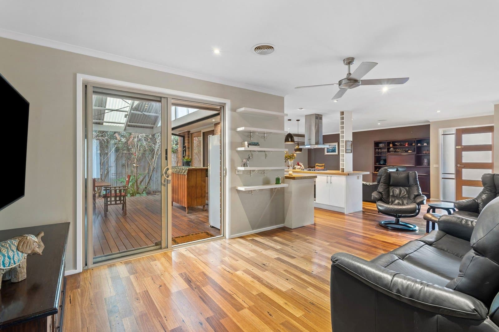 27 Paperbark Drive, Mount Martha - Thumbnail 5