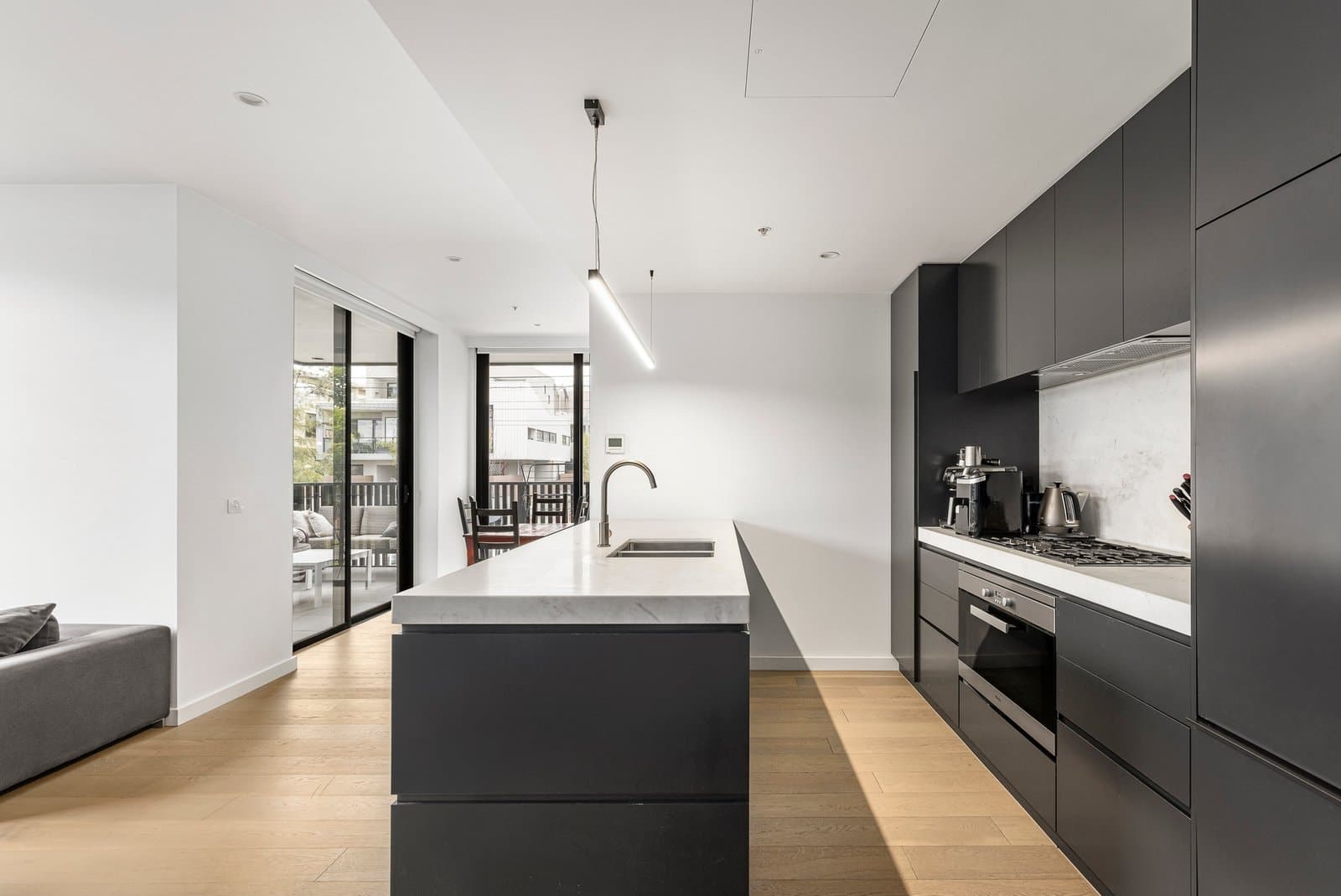107/1571 Malvern Road, Glen Iris - Thumbnail 2