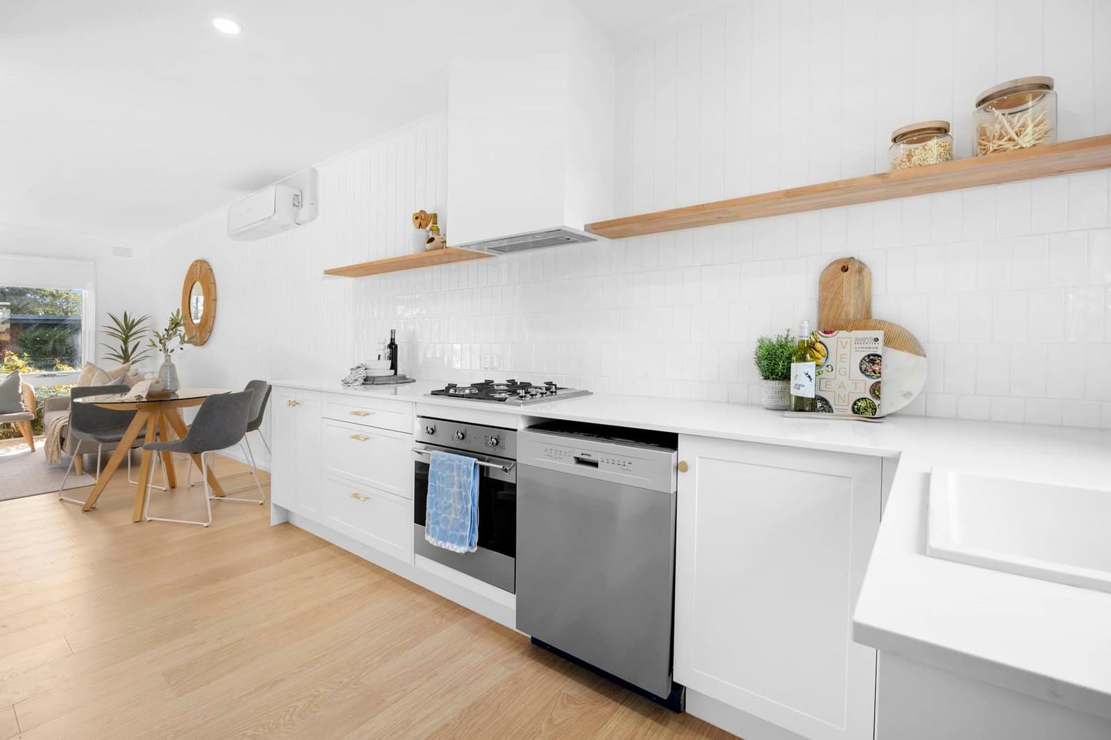 6/3-5 Leicester Avenue, Mount Eliza - Thumbnail 3