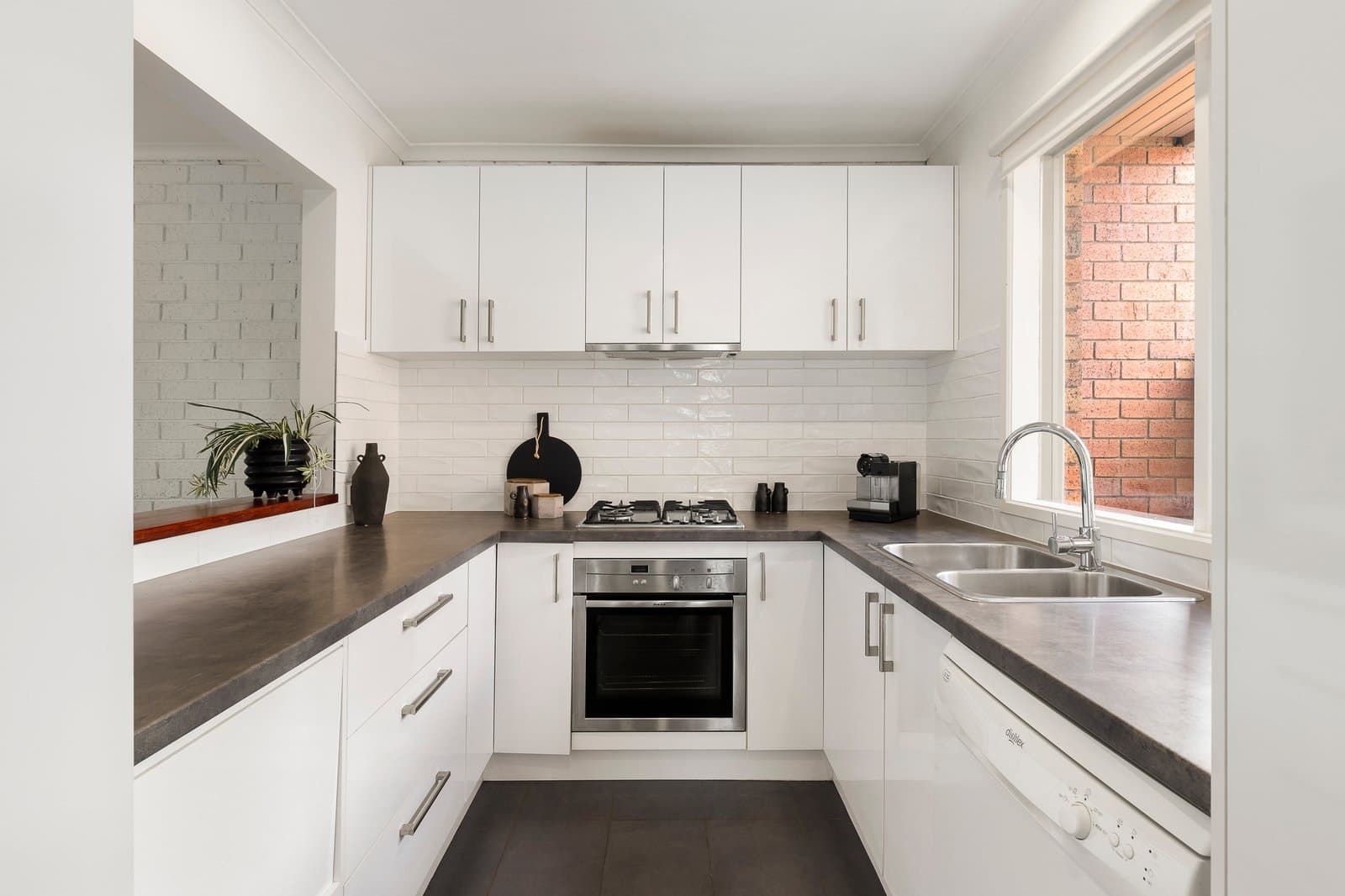 1/123 Parker Street, Templestowe - Thumbnail 2