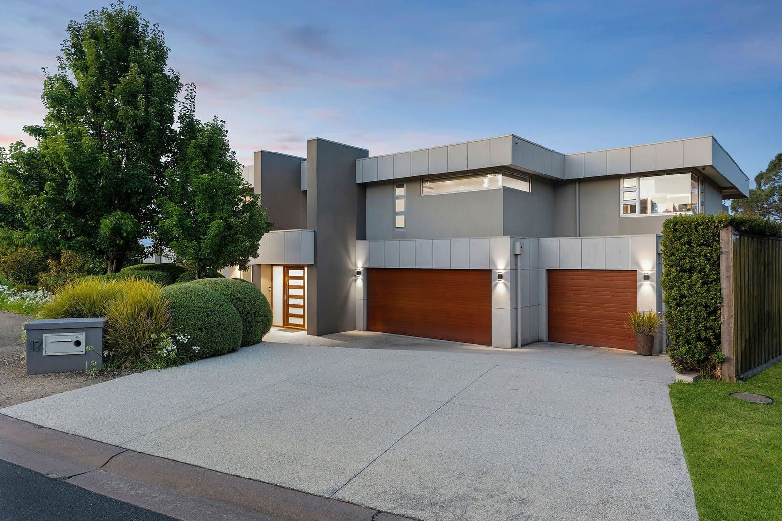 17 Waterview Close, Mount Eliza - Image 1