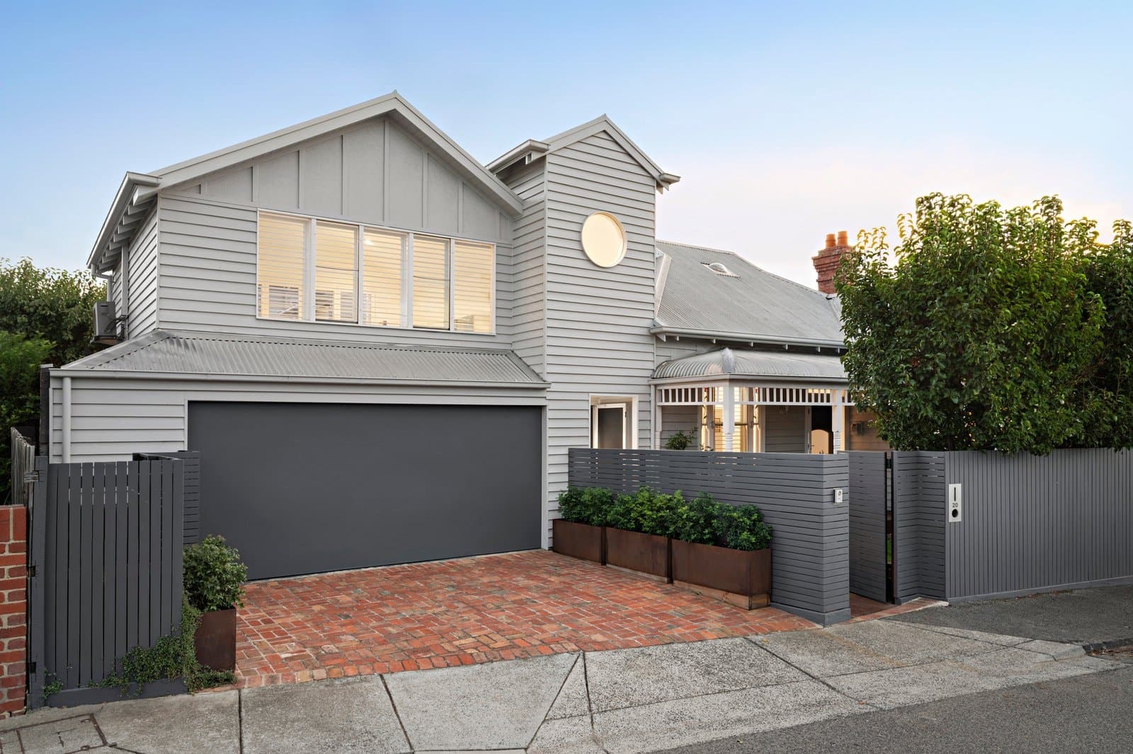 20 Lawrence Street, Brighton - Thumbnail 2