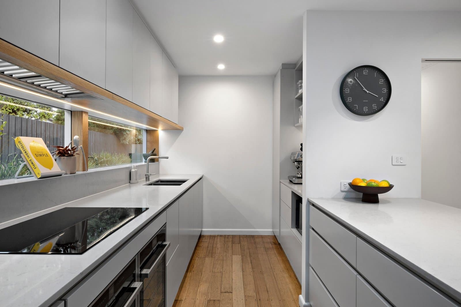 19 Stradbroke Avenue, Frankston South - Thumbnail 4
