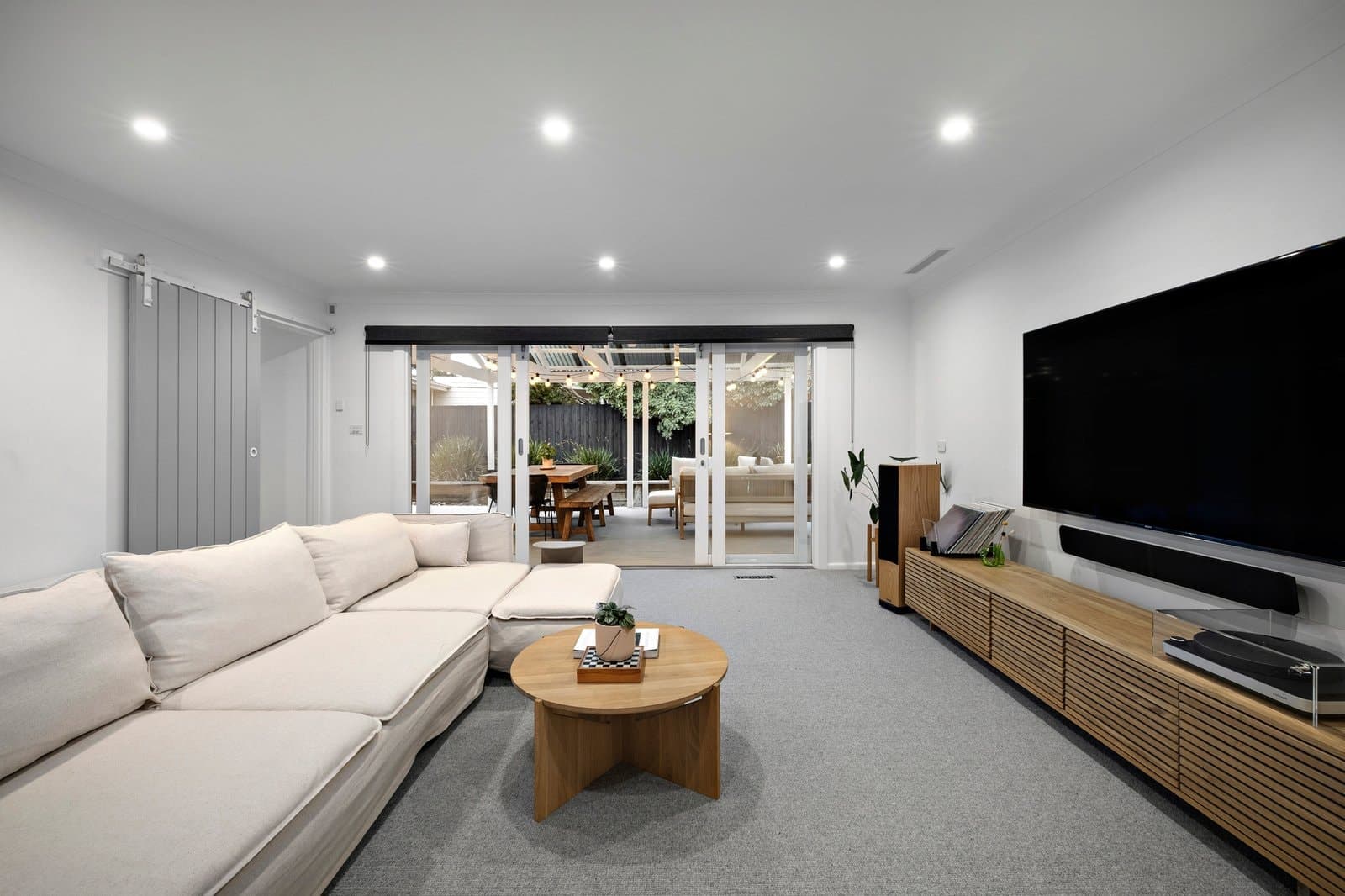 19 Stradbroke Avenue, Frankston South - Thumbnail 5