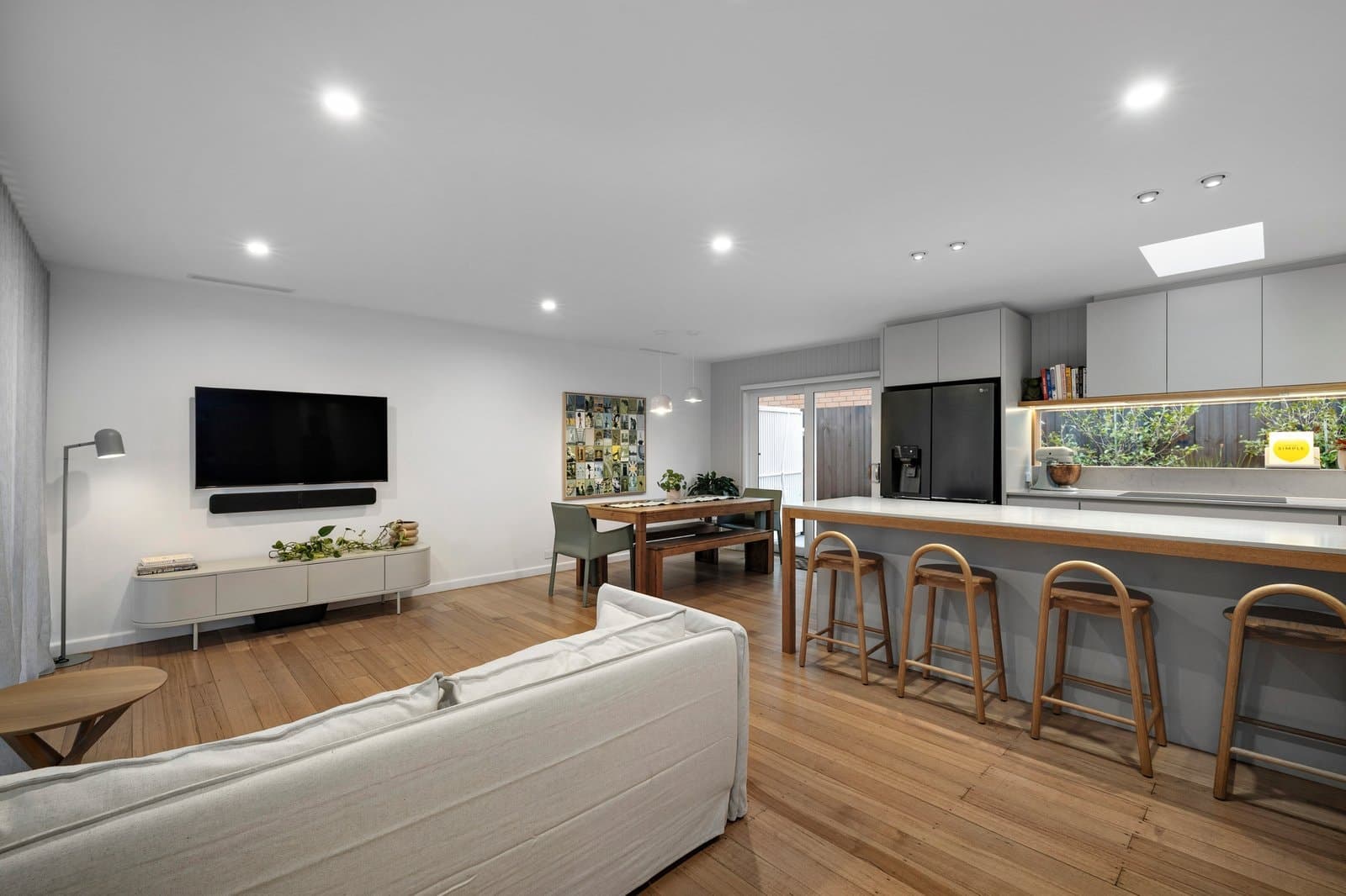 19 Stradbroke Avenue, Frankston South - Thumbnail 7