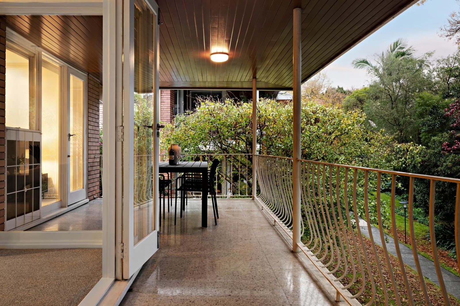 8/40 Lansell Road, Toorak - Thumbnail 2