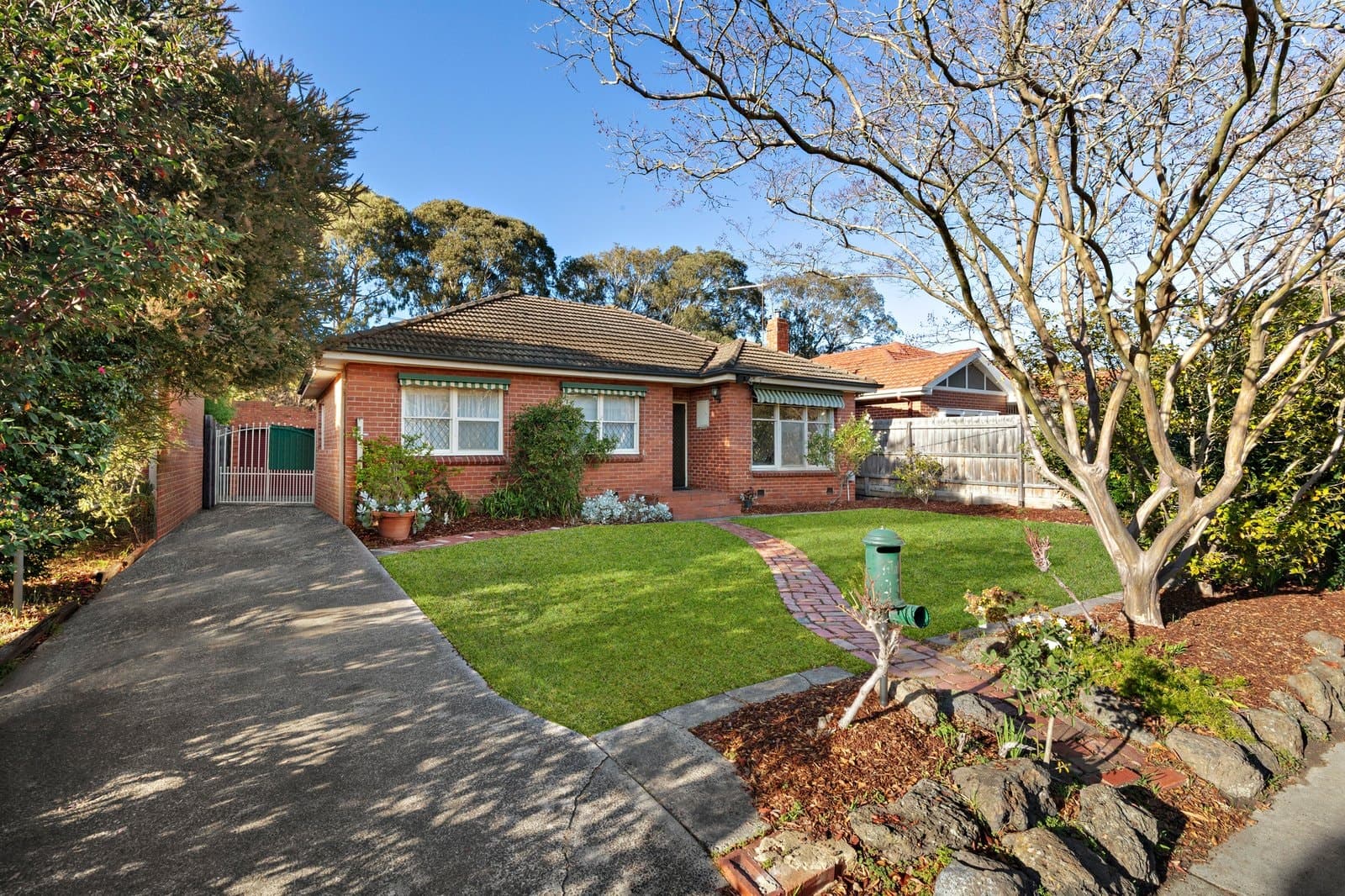 37 Nicholas Street, Ashburton - Thumbnail 3