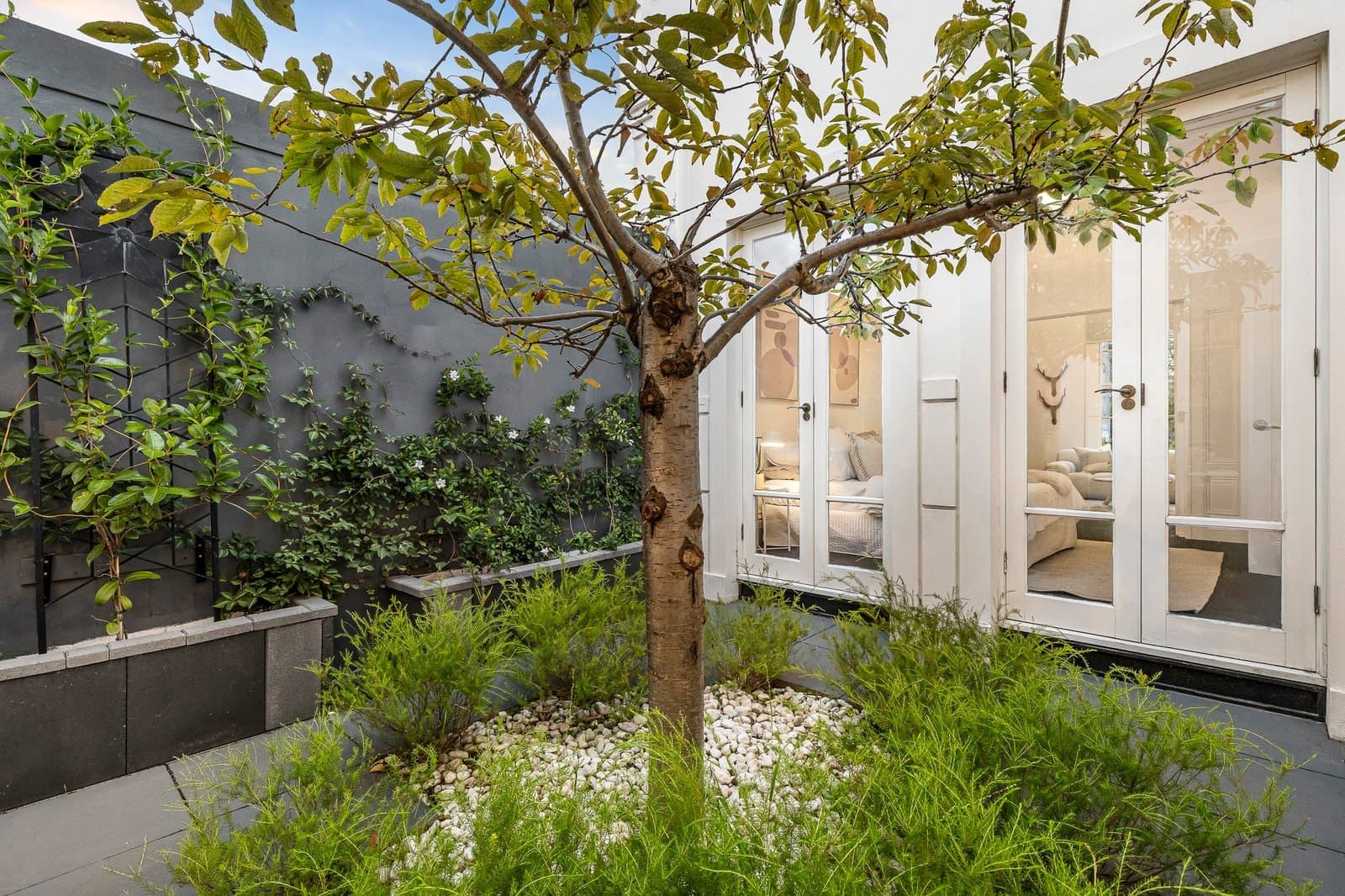132-134 Simpson Street, East Melbourne - Thumbnail 8