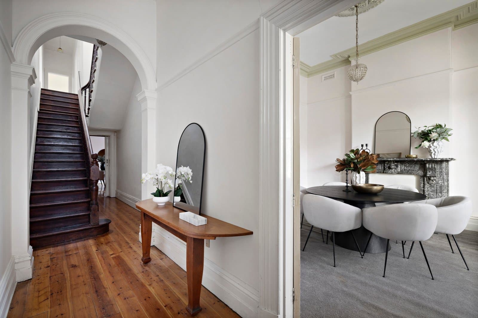 18 Park Street, South Yarra - Thumbnail 2