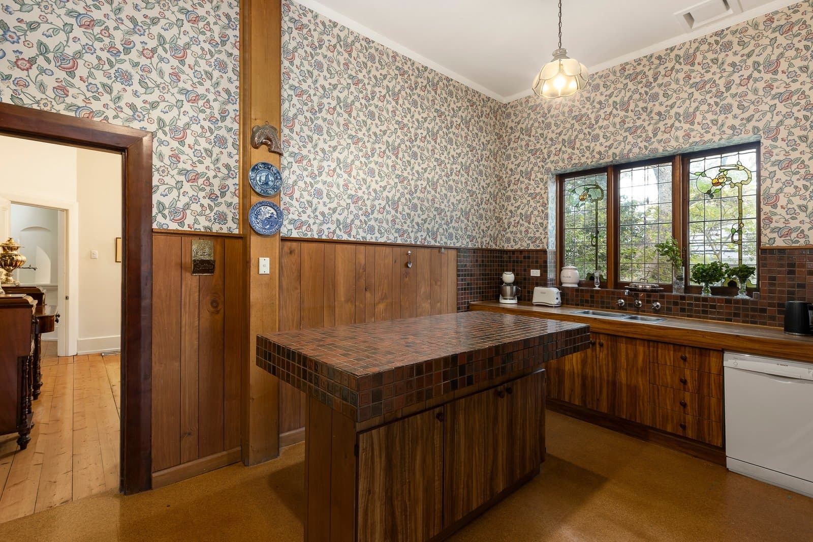 4 Dorrington Avenue, Glen Iris - Thumbnail 8