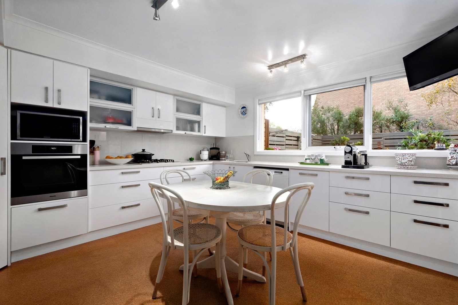 9/55-60 Canterbury Road, Middle Park - Thumbnail 4