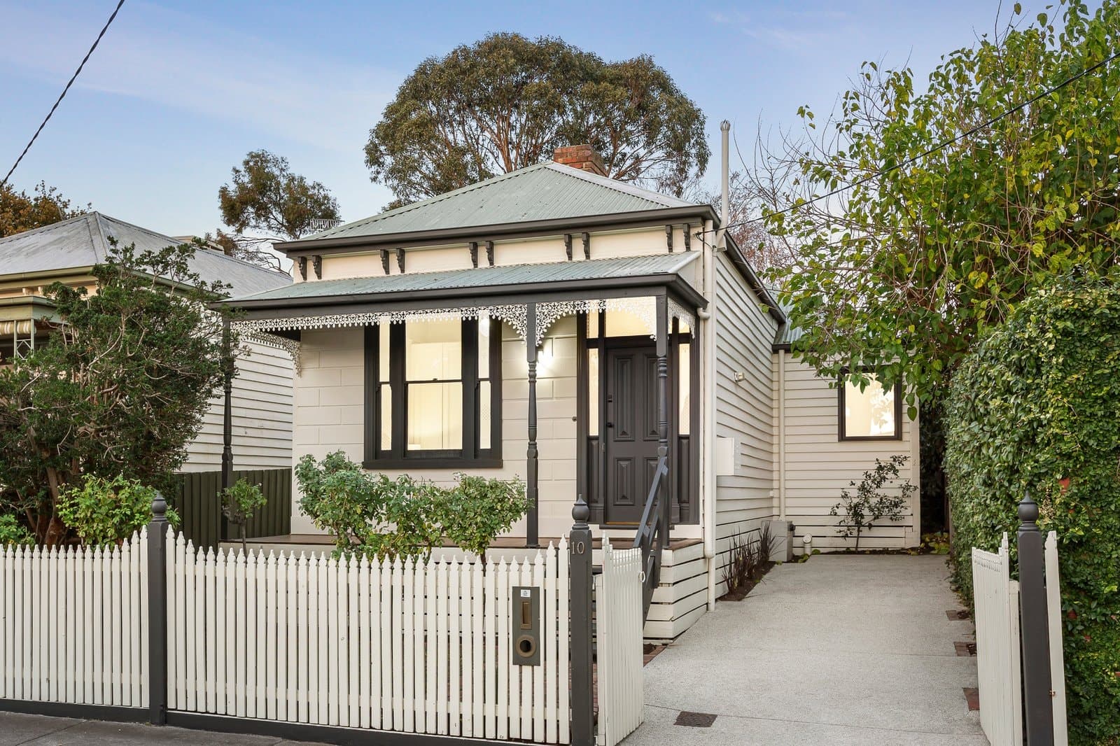 10 May Street, Kew - Image 1