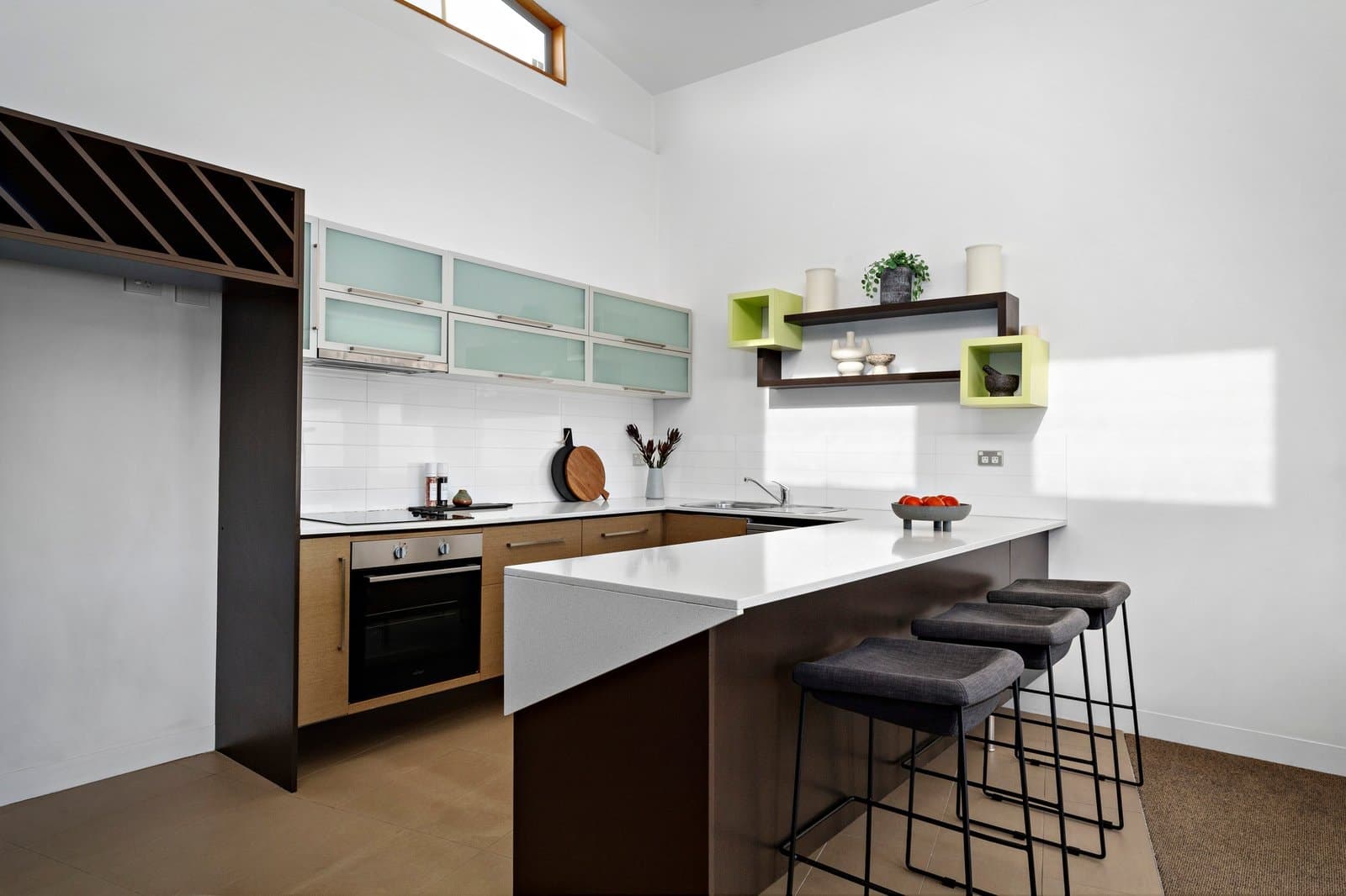 8/250 Charman Road, Cheltenham - Thumbnail 2