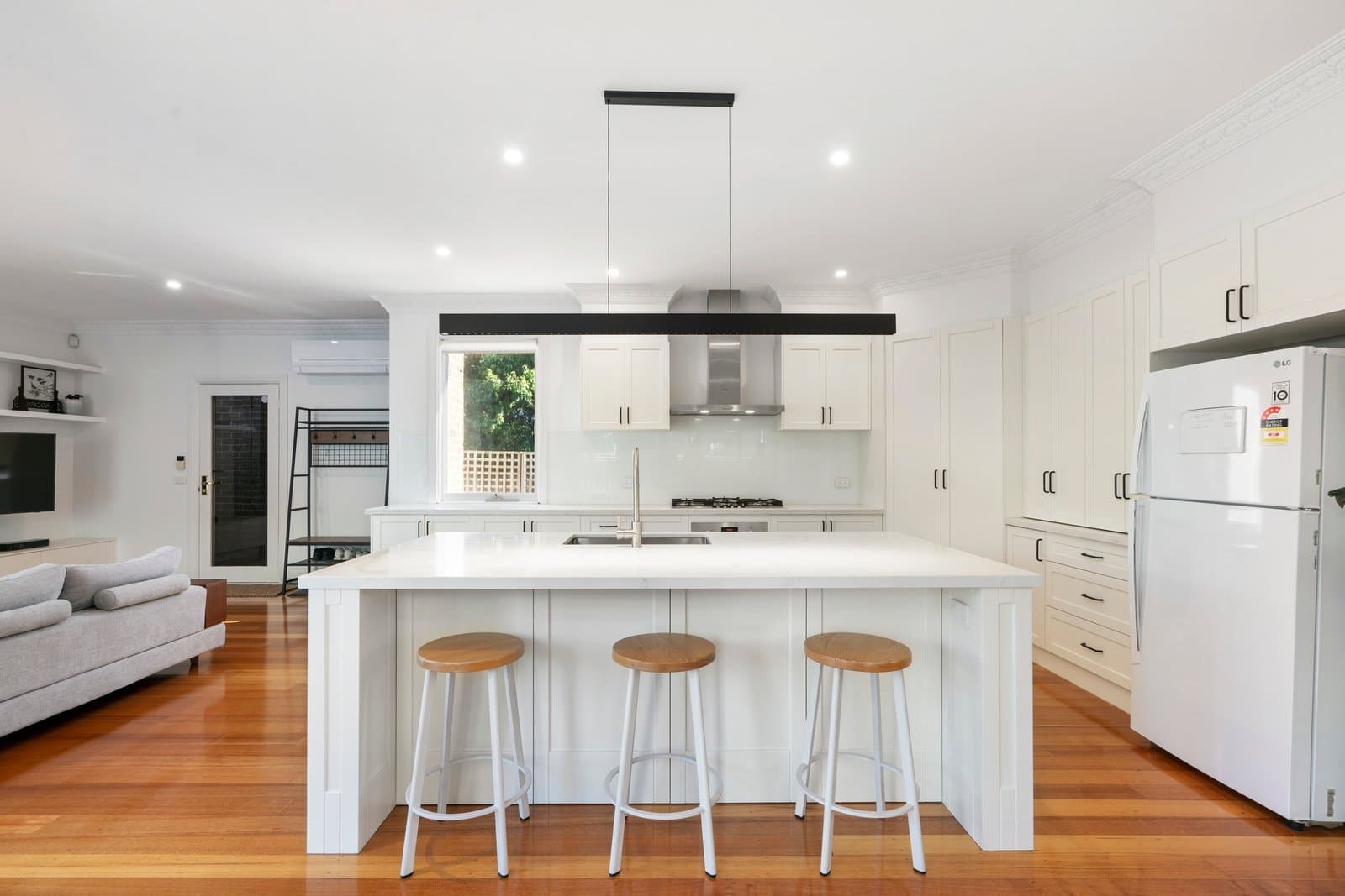 44 Grosvenor Parade, Balwyn - Thumbnail 5