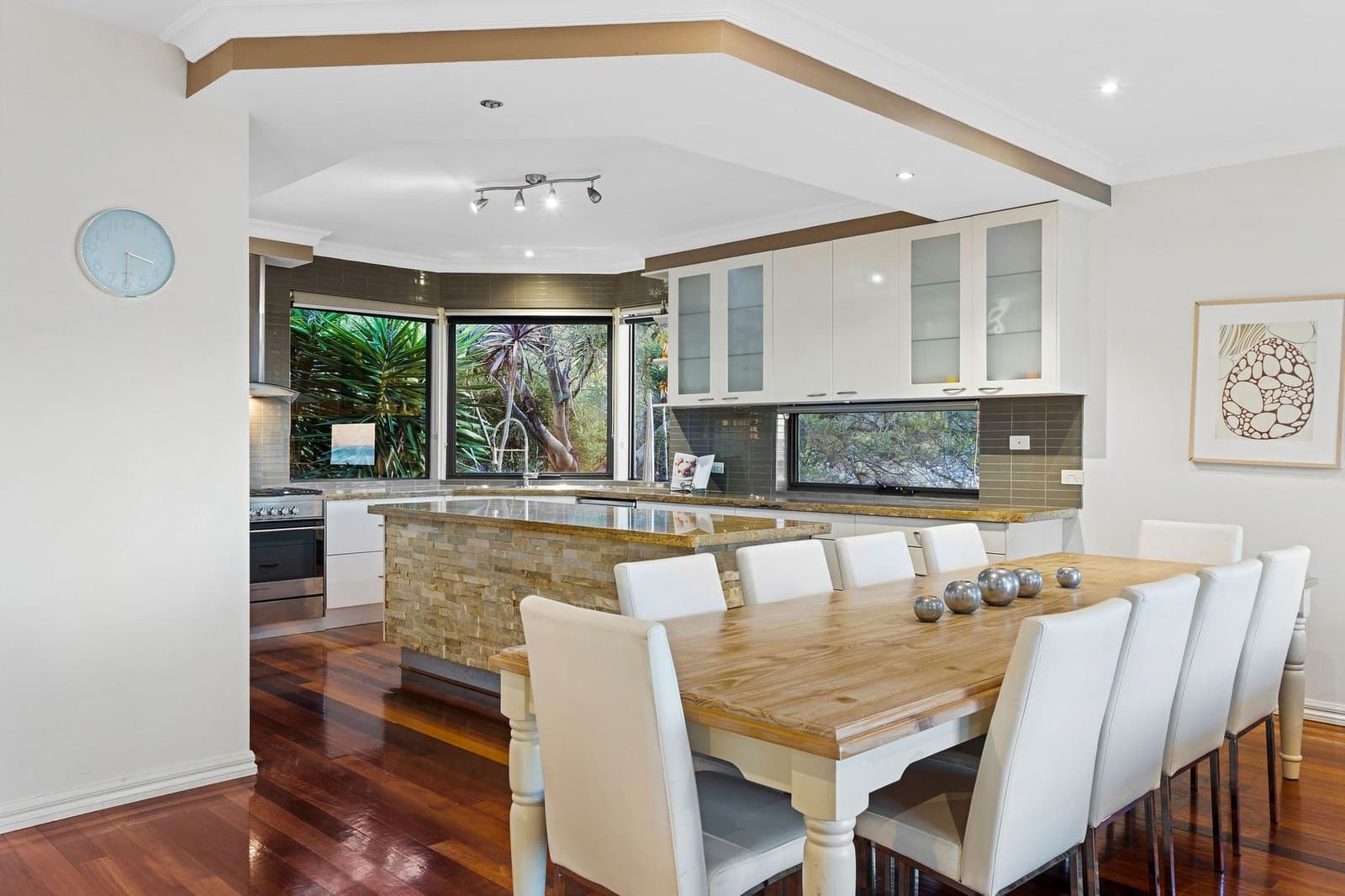 10 Rockleigh Drive, Mount Martha - Thumbnail 2