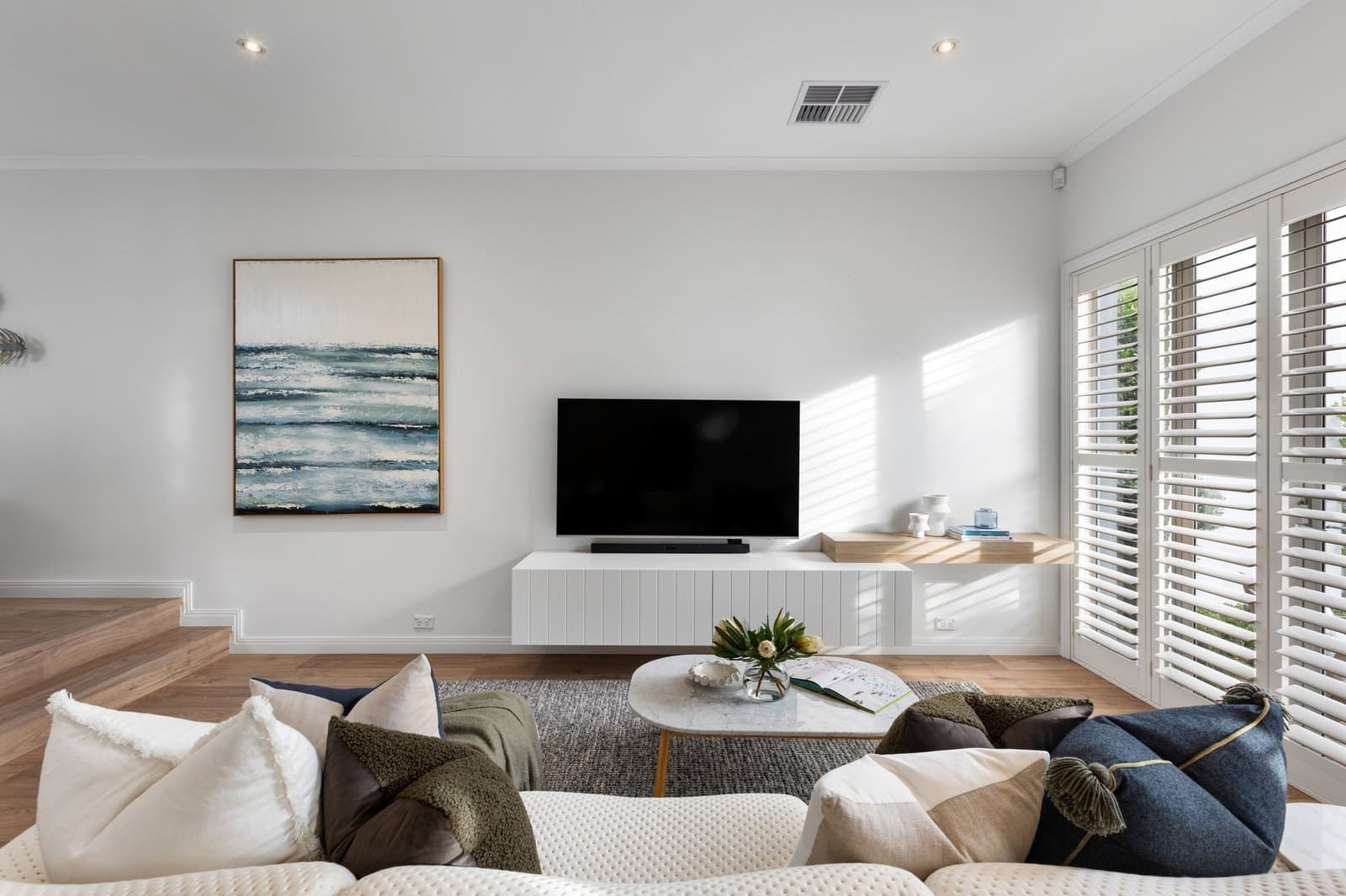 59 The Crescent, Port Melbourne - Thumbnail 3