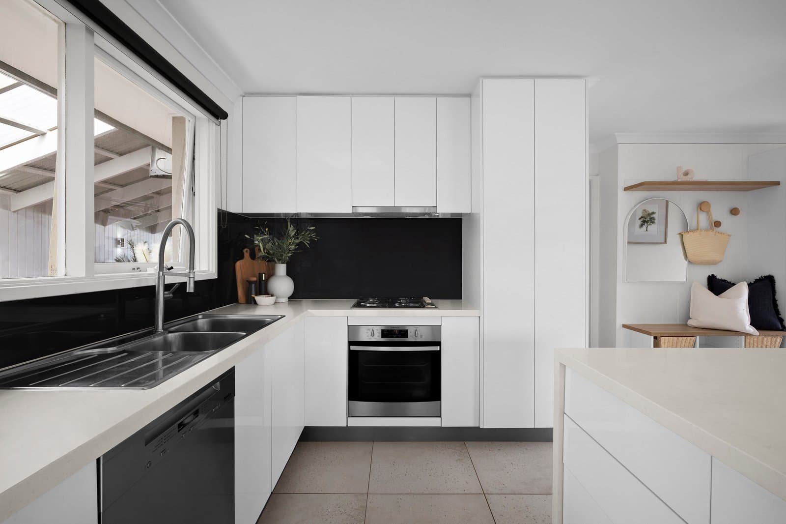8 Benambra Street, Mornington - Thumbnail 5